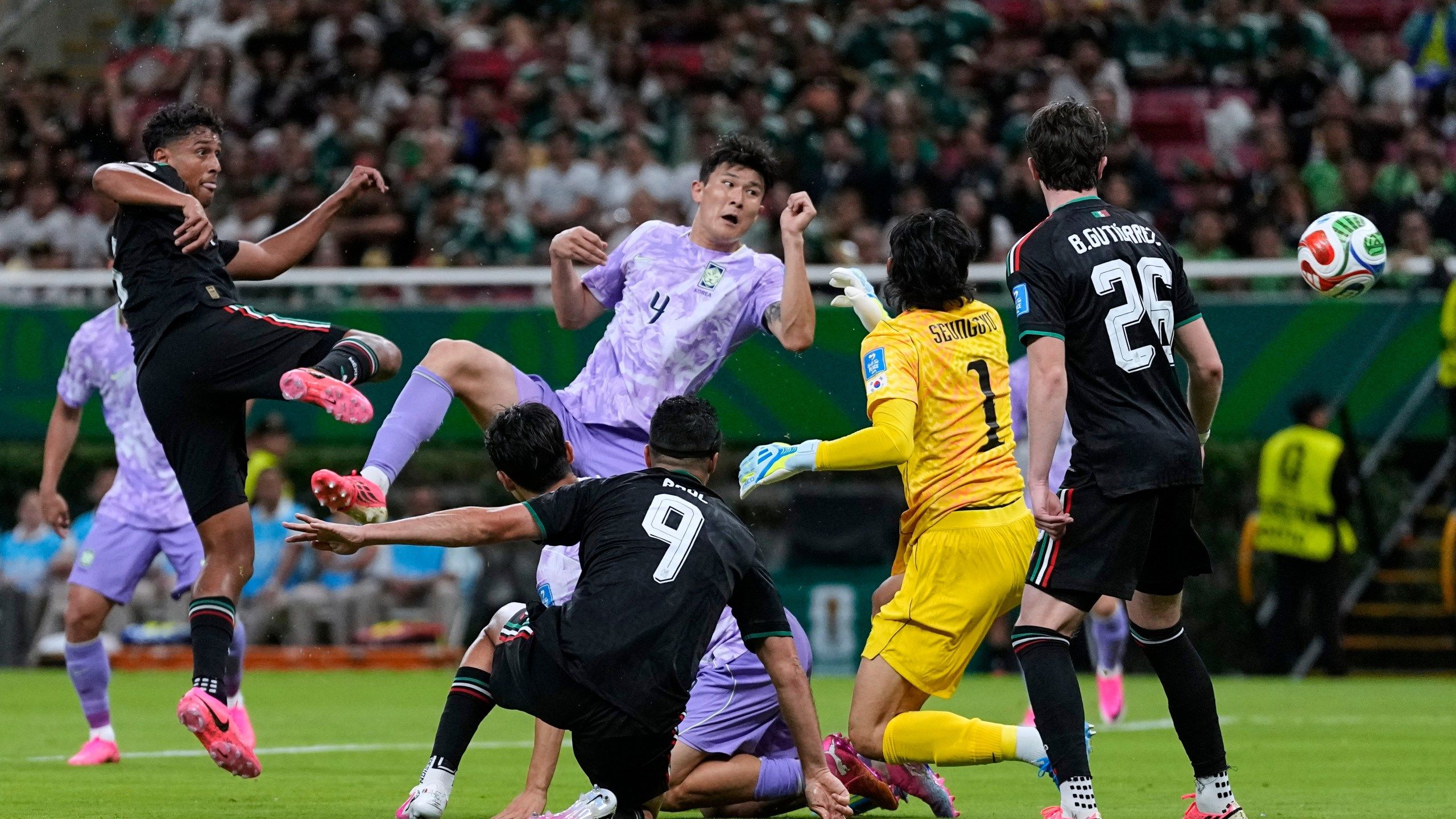 2560x1440 Mexico Becomes First Country To Reach Knockout Stage Of World Cup, Beating South Korea 1 0