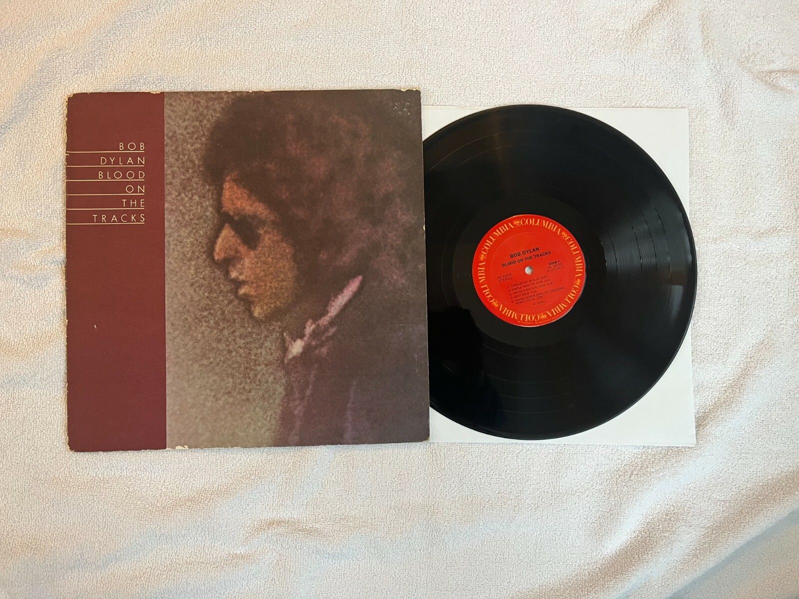 1600x1200 Bob Dylan Folk Rock LP (COLUMBIA PC 33235) Blood On The Tracks