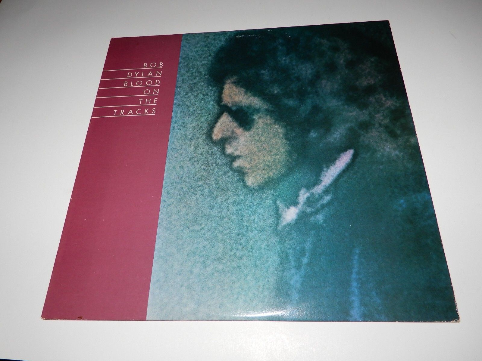 1600x1200 BOB DYLAN BLOOD ON THE TRACKS 1974 LP
