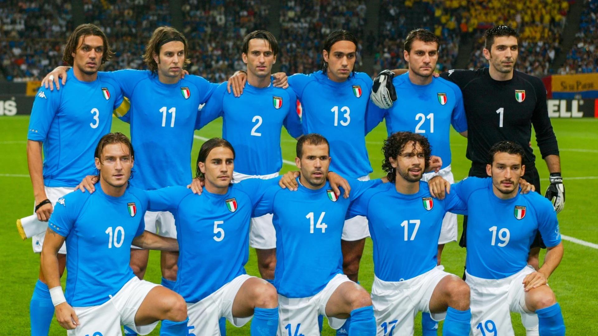 1920x1080 Inspired by another post. One of Italy's starting 11 during the 2002 World Cup. Pictured: Buffon, Maldini, Nesta, Zambrotta, Cannavaro, Totti, Vieri. Among the bench: Materazzi, Del Piero, Inzaghi, Gattuso, Montella