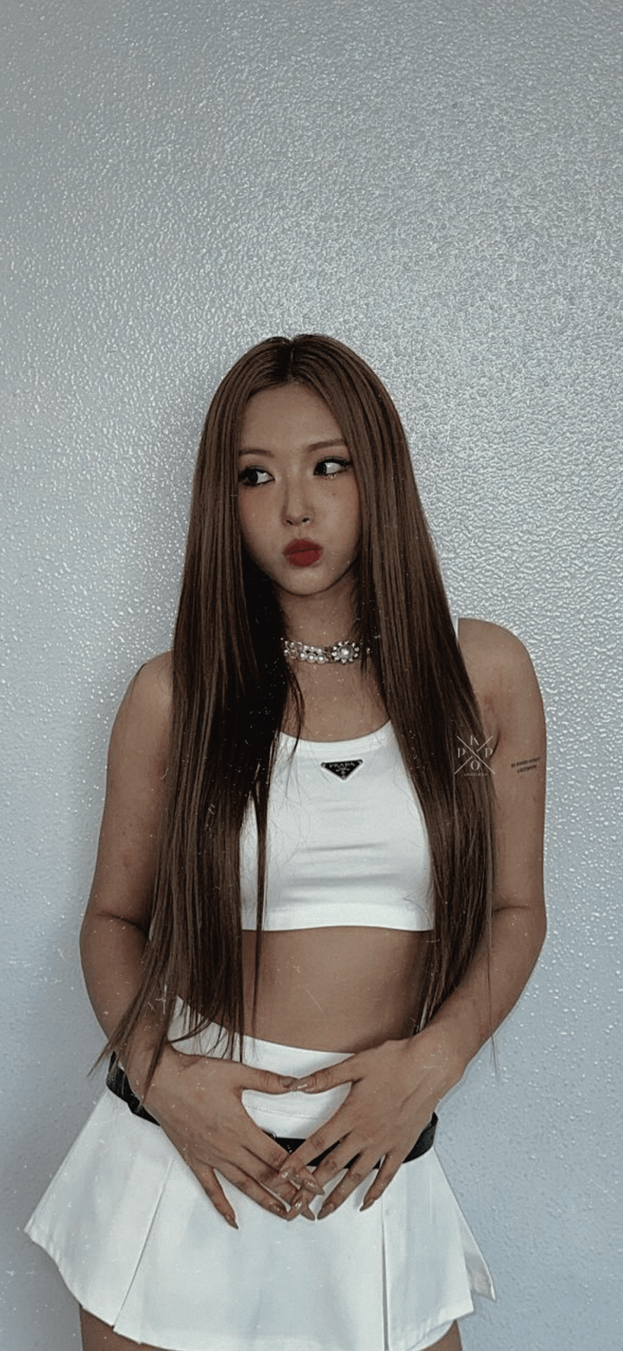 886x1920 Kpop Locks