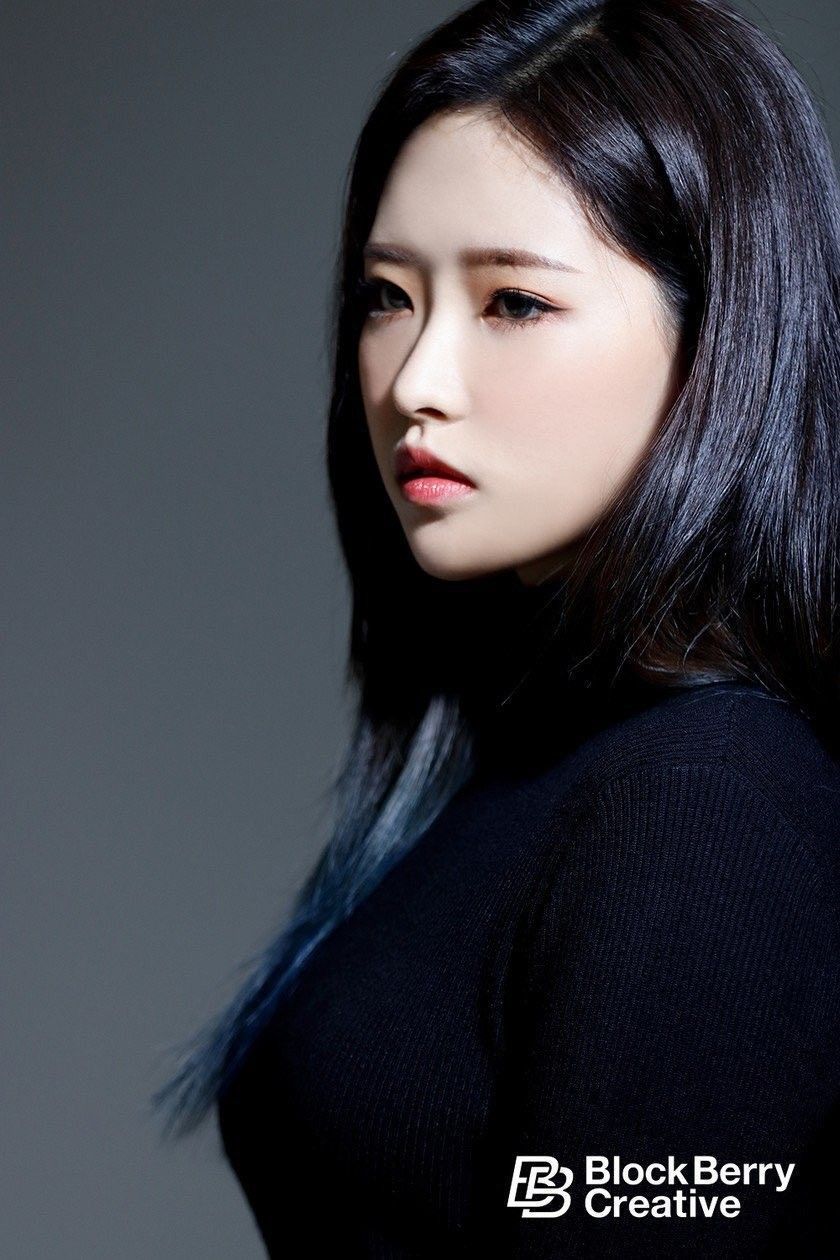 840x1260 LOONA WALLPAPERS Hye Wallpaper