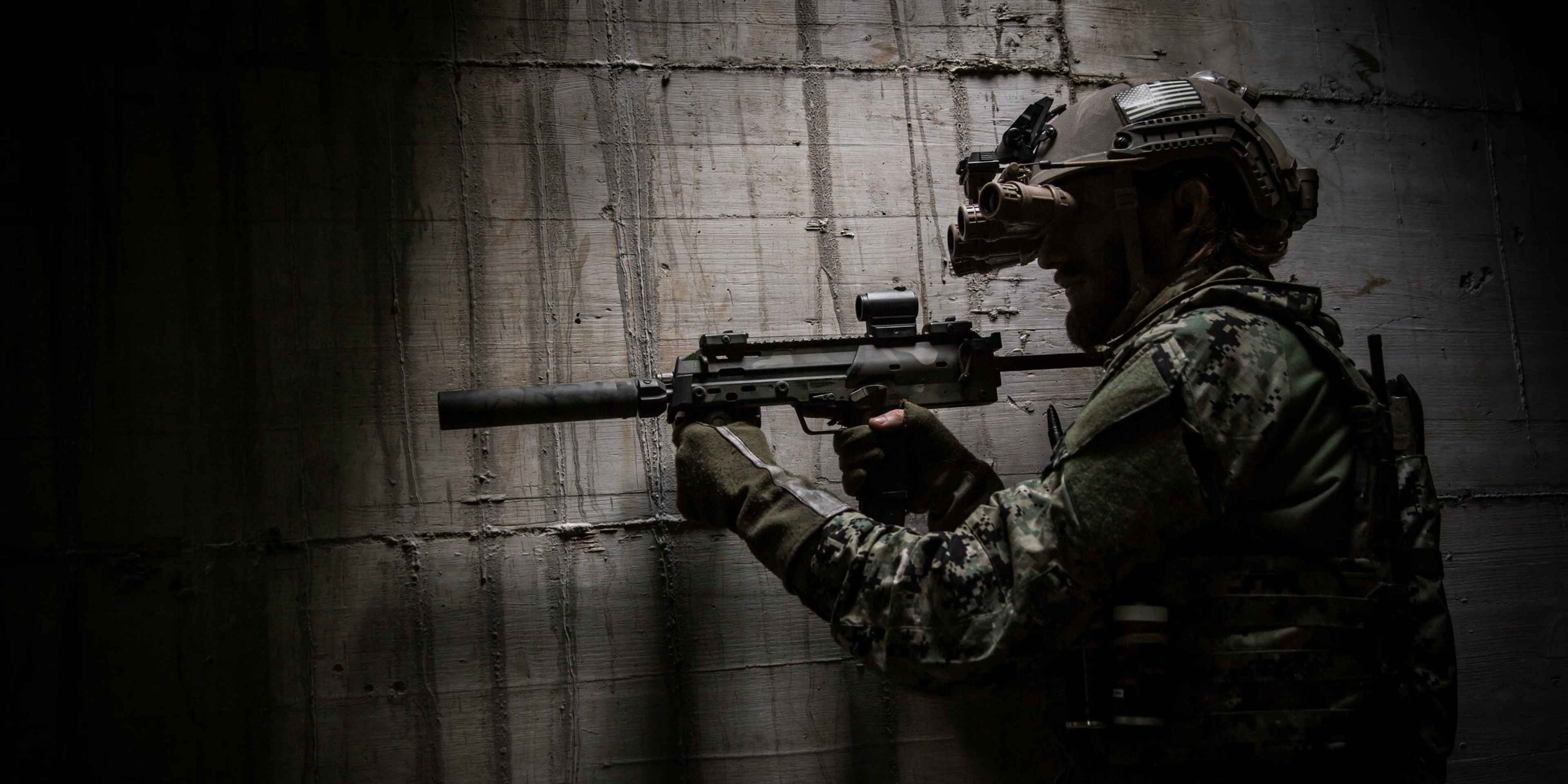 3840x1920 SEAL Team Six and Delta Force: 6 Key Differences