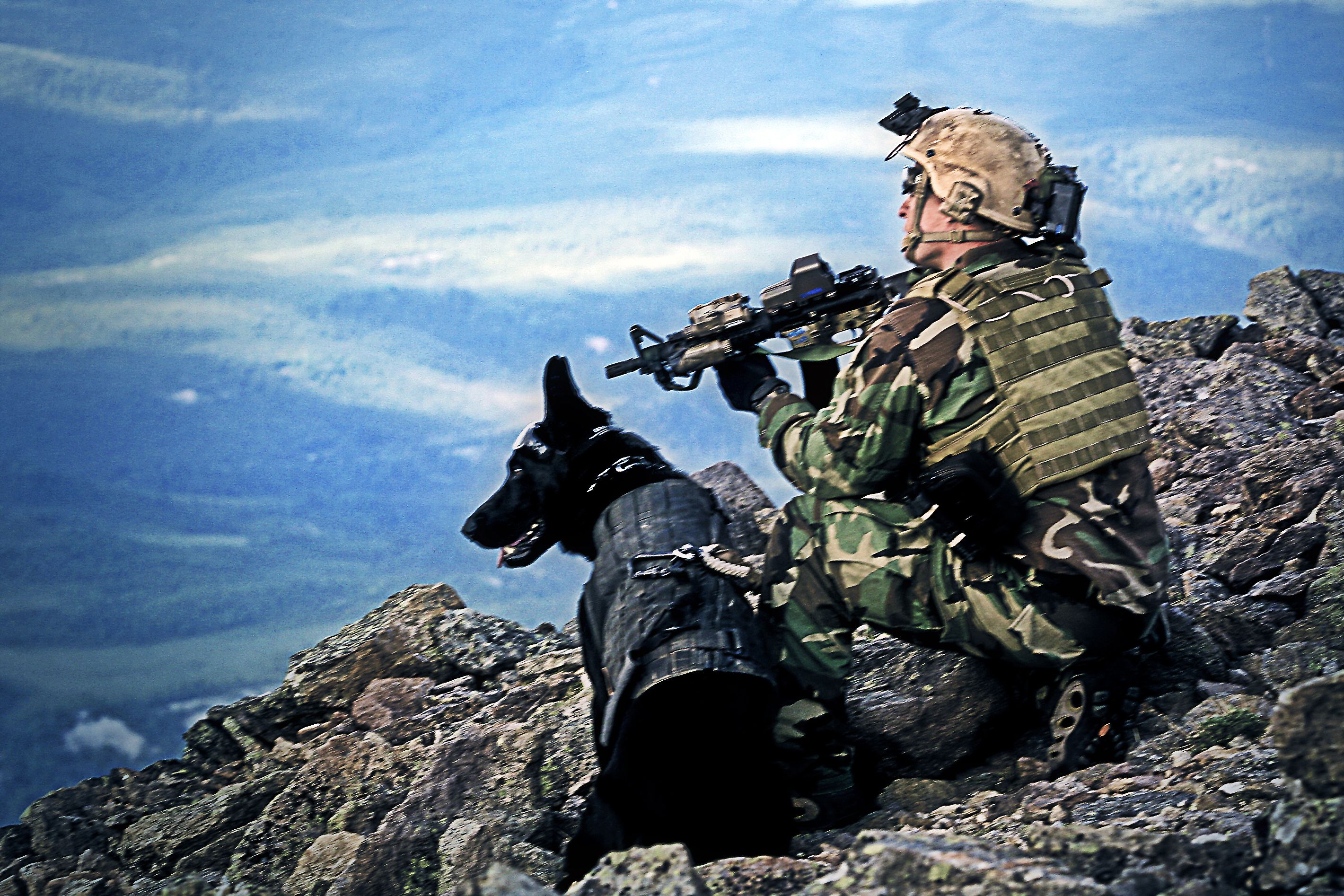 2841x1894 United States Navy SEALs