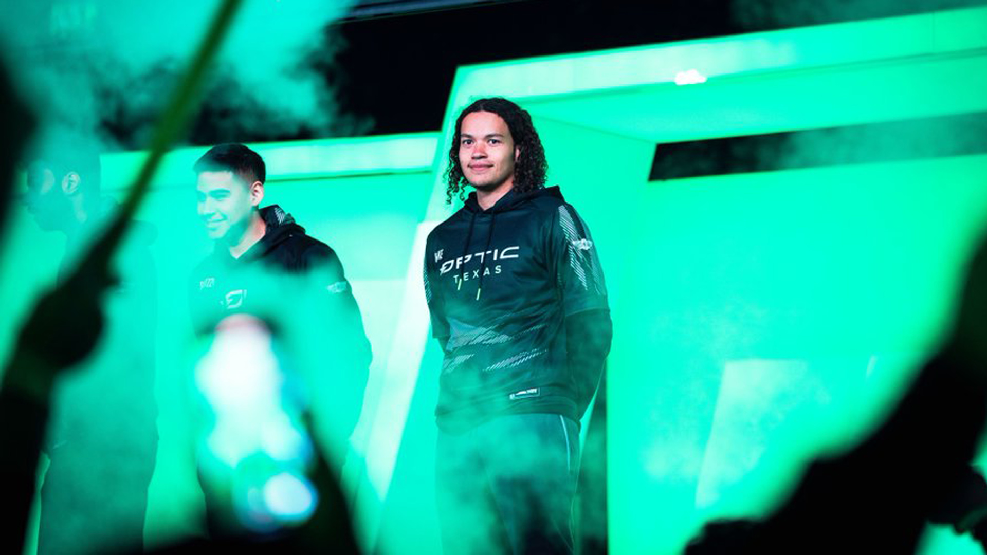 1920x1080 OpTic Texas Re Signs Huke To Starting Lineup