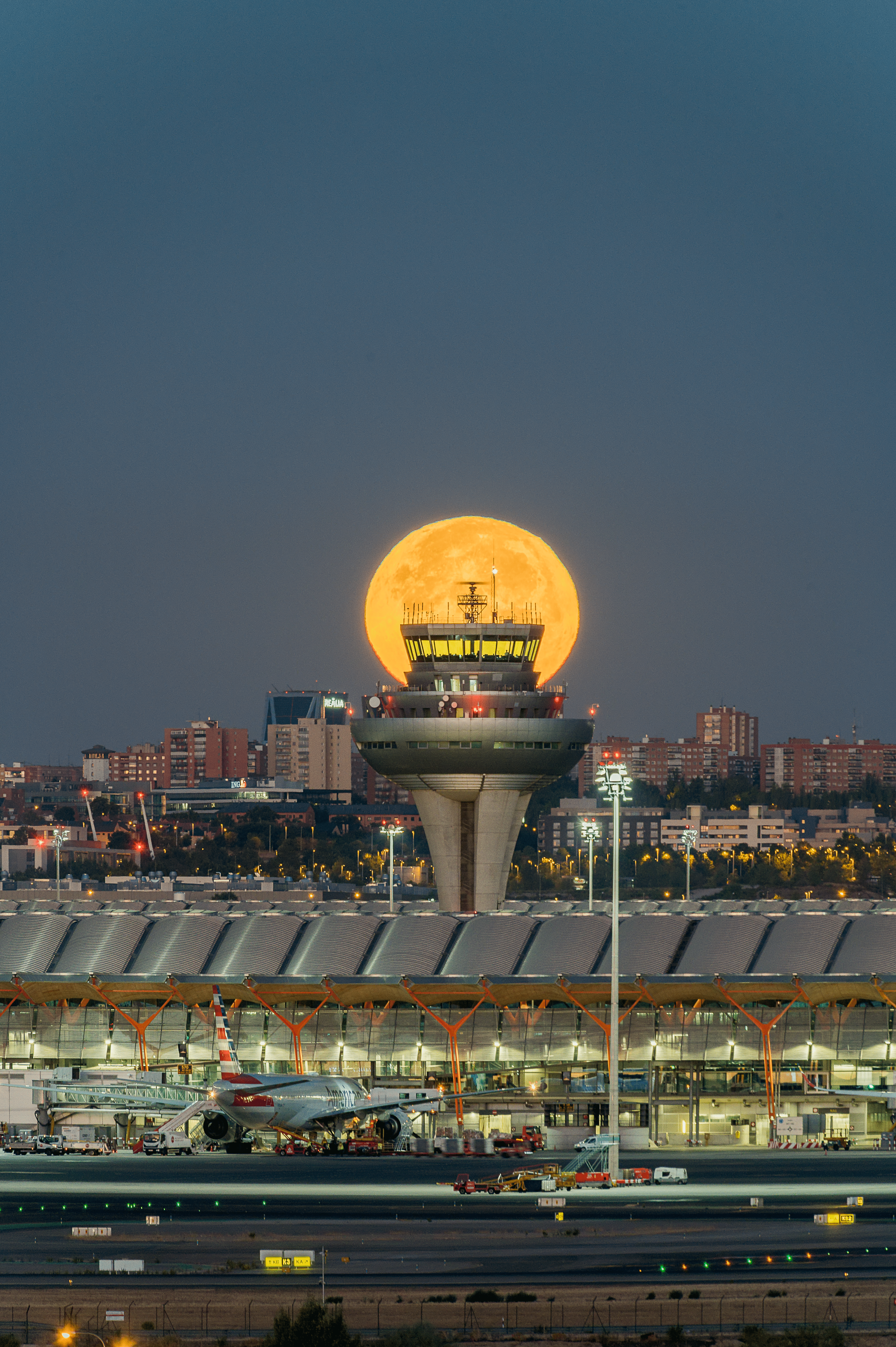 4024x6048 Full Moon behind Air Traffic Control at Madrid Airport · Free