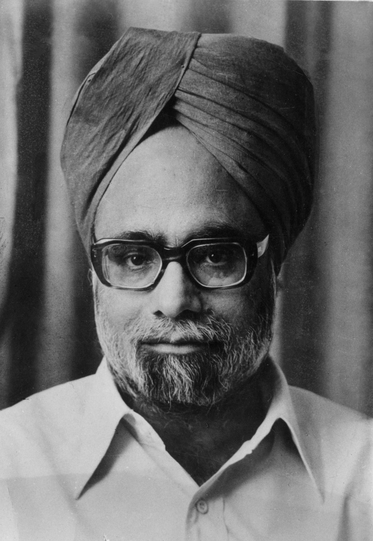 1200x1737 Manmohan Singh: A life in picture