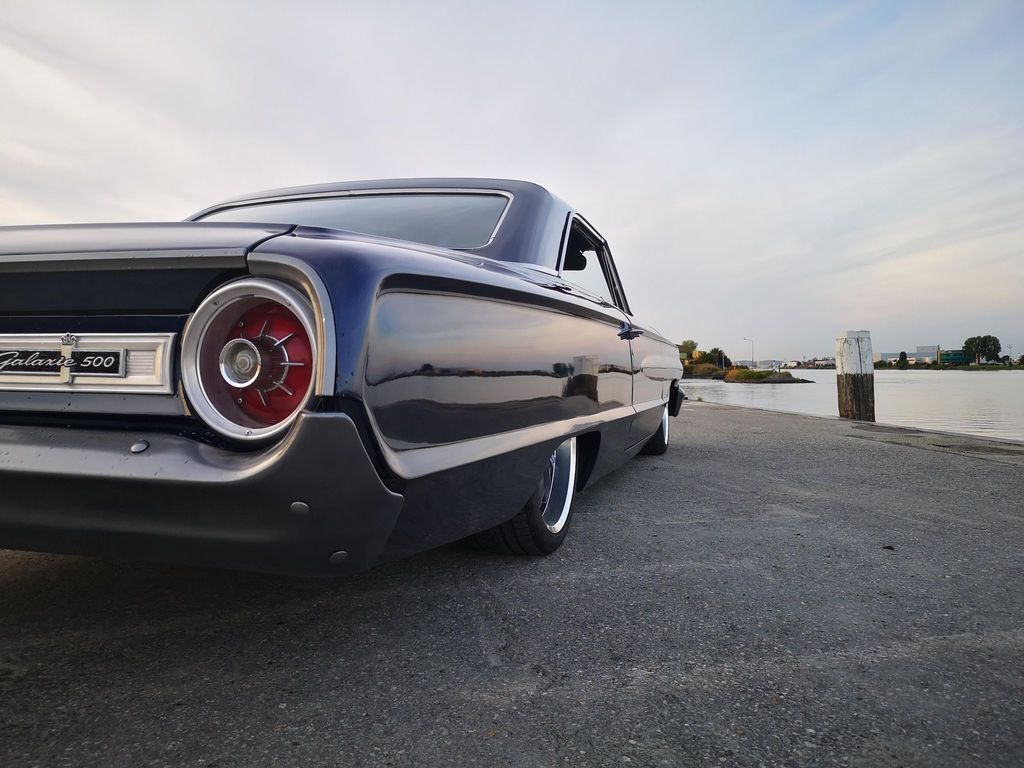 1024x768 Ford Galaxie
