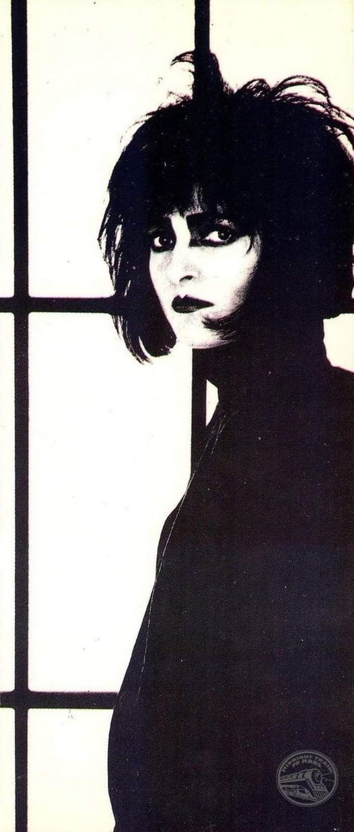 720x1691 Siouxsie sioux wallpaper. Siouxsie sioux drawing, Siouxie and the banshees wallpaper, Siouxsie sioux 80s