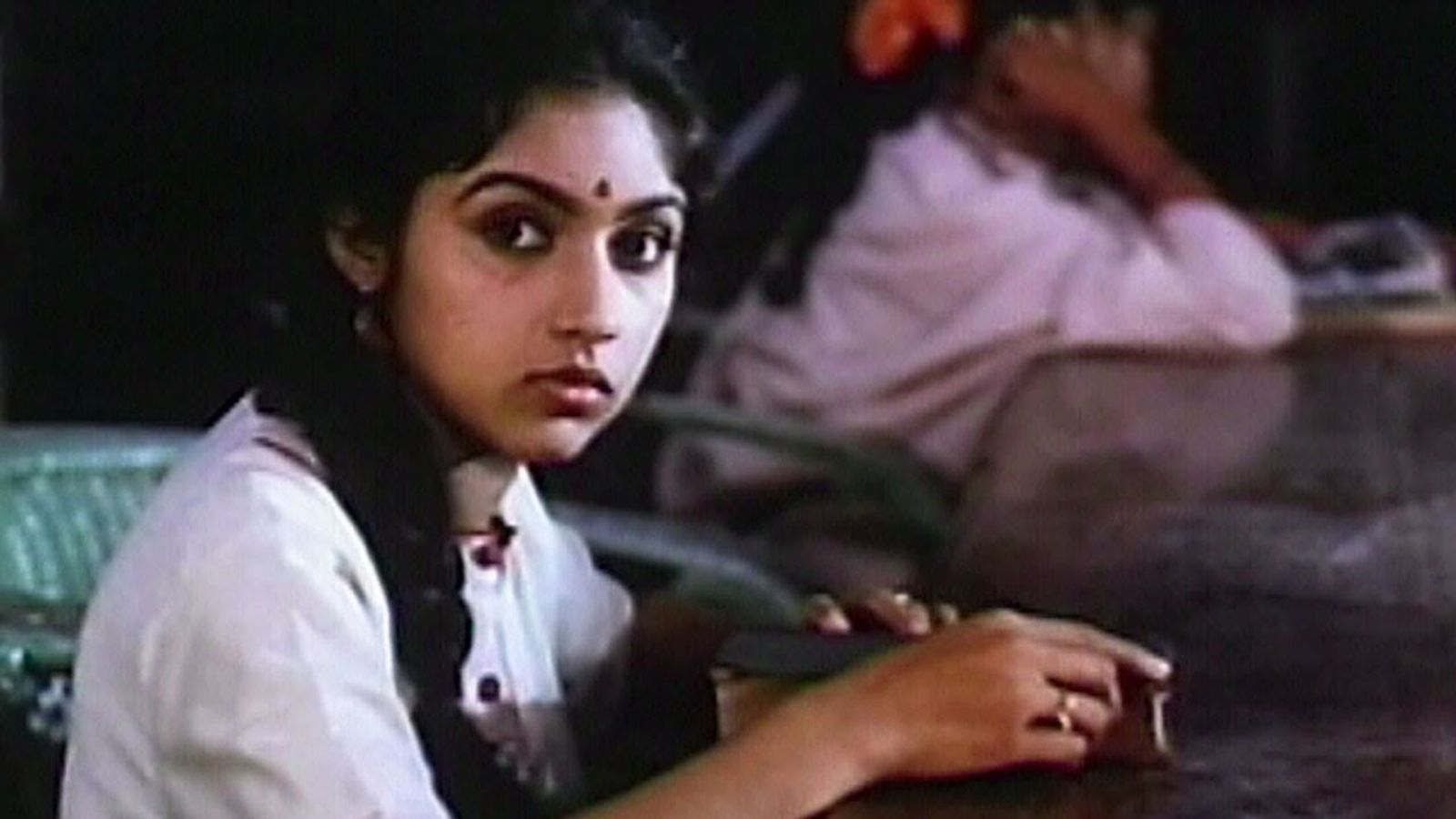 1600x900 romantic Tamil films to watch on Valentine's Day