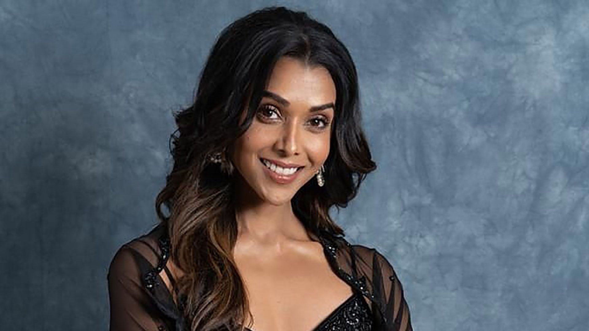 1920x1080 Actress Anupriya Goenka Wallpaper 1920x1080 62358