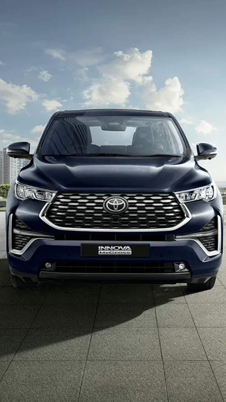 720x1280 In image: Toyota Innova Hycross variant wise prices, 21.1 kmpl mileage and features explained. Times of India