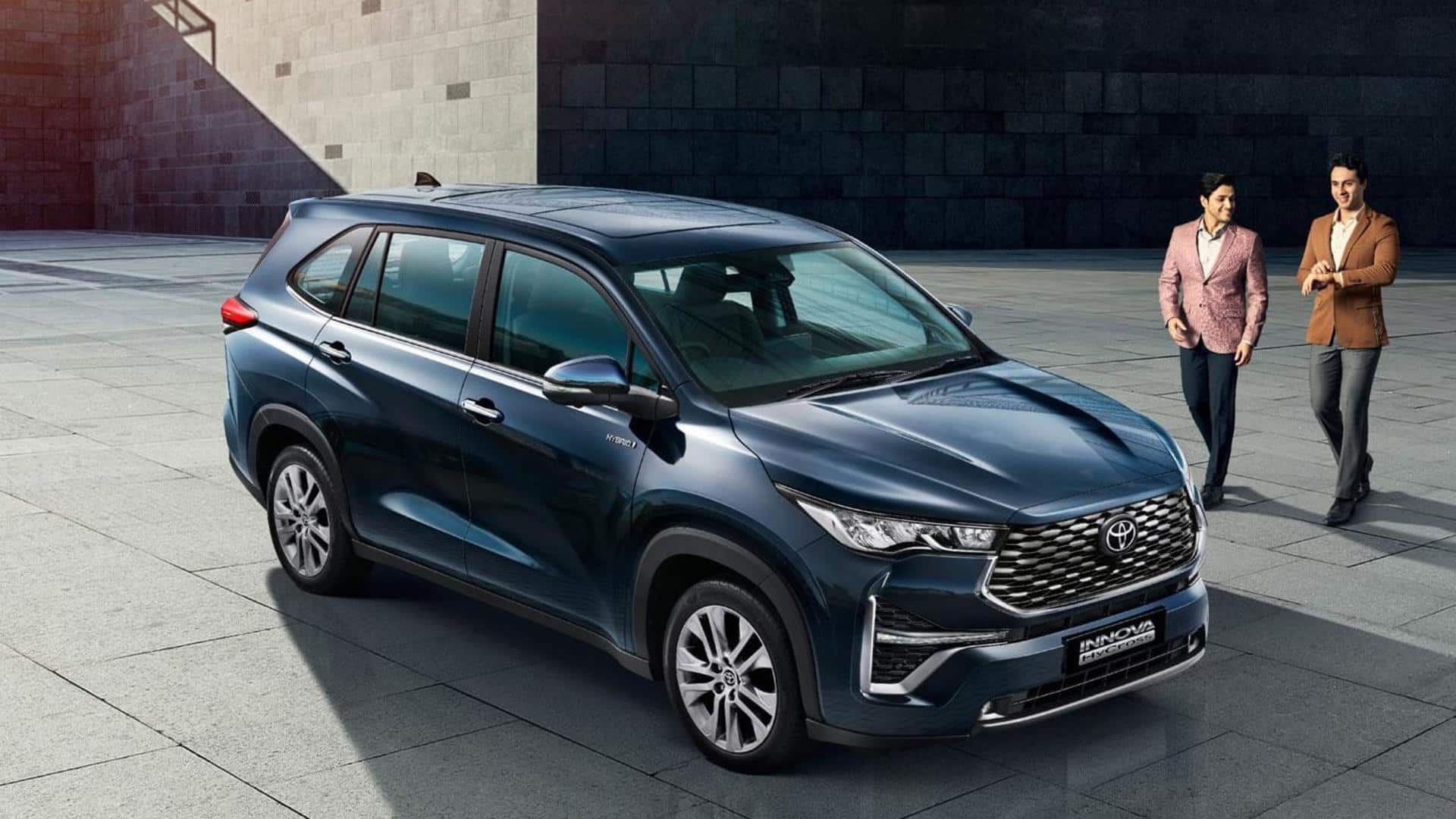 1920x1080 Toyota Innova Hycross: Which variant offers the best value?
