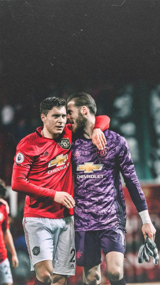 676x1200 David De Gea x Victor Lindelof Wallpaper