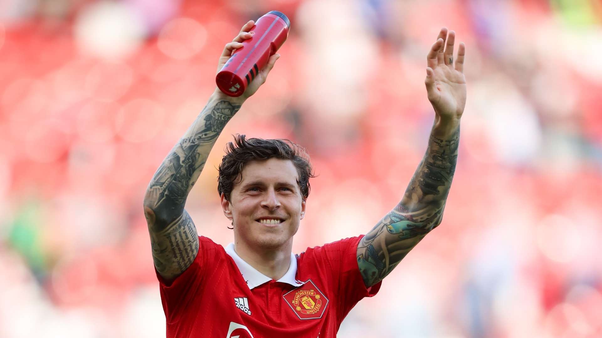 1920x1080 Man Utd consider Victor Lindelof 'untouchable' and will NOT sell defender this summer. Goal.com English Oman