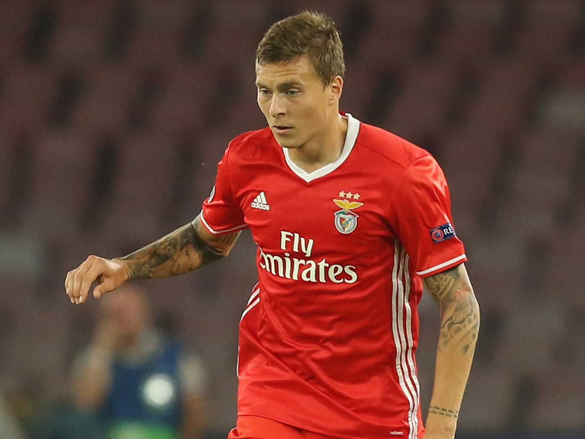 2048x1536 Manchester United transfer news: 'No bid' for Victor Lindelof, Schneiderlin exit frees up Tiemoue Bakayoko move