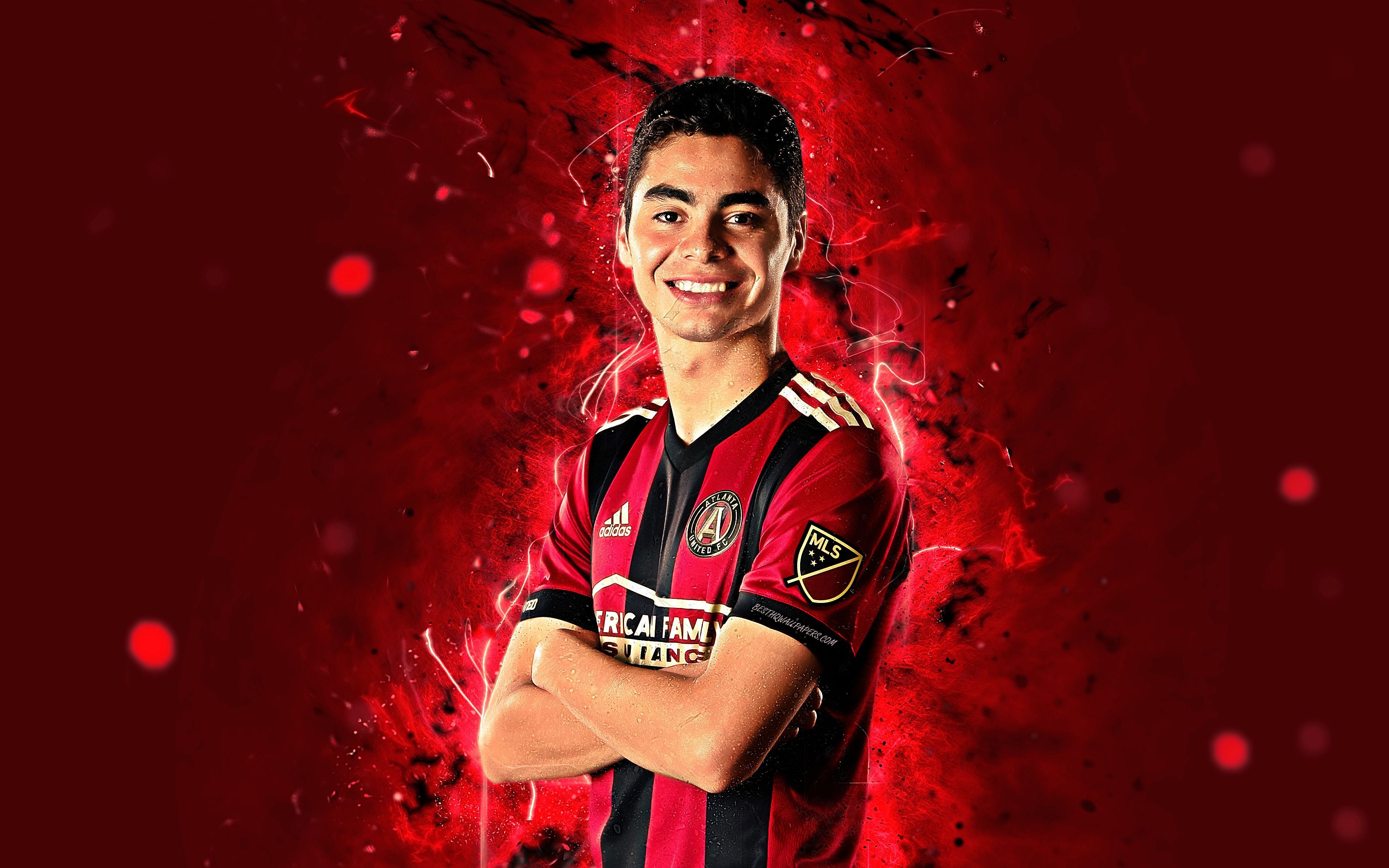 3840x2400 Miguel Almirón Wallpaper
