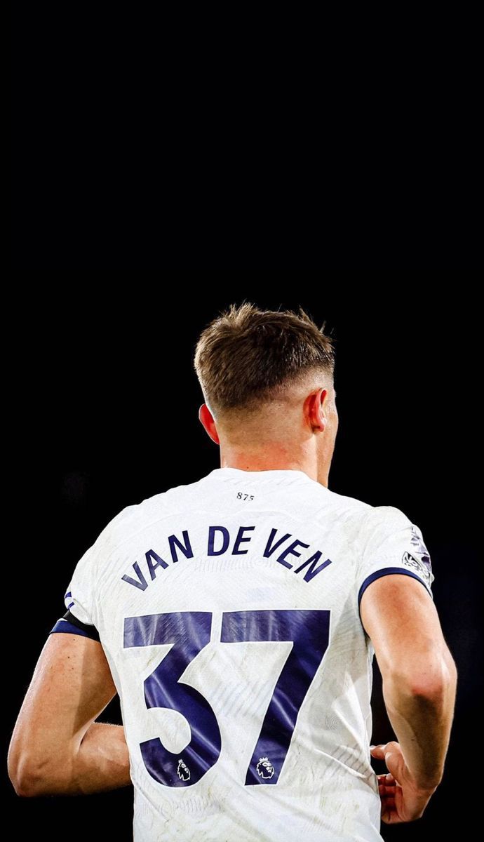 690x1200 Micky Van De Ven Wallpaper