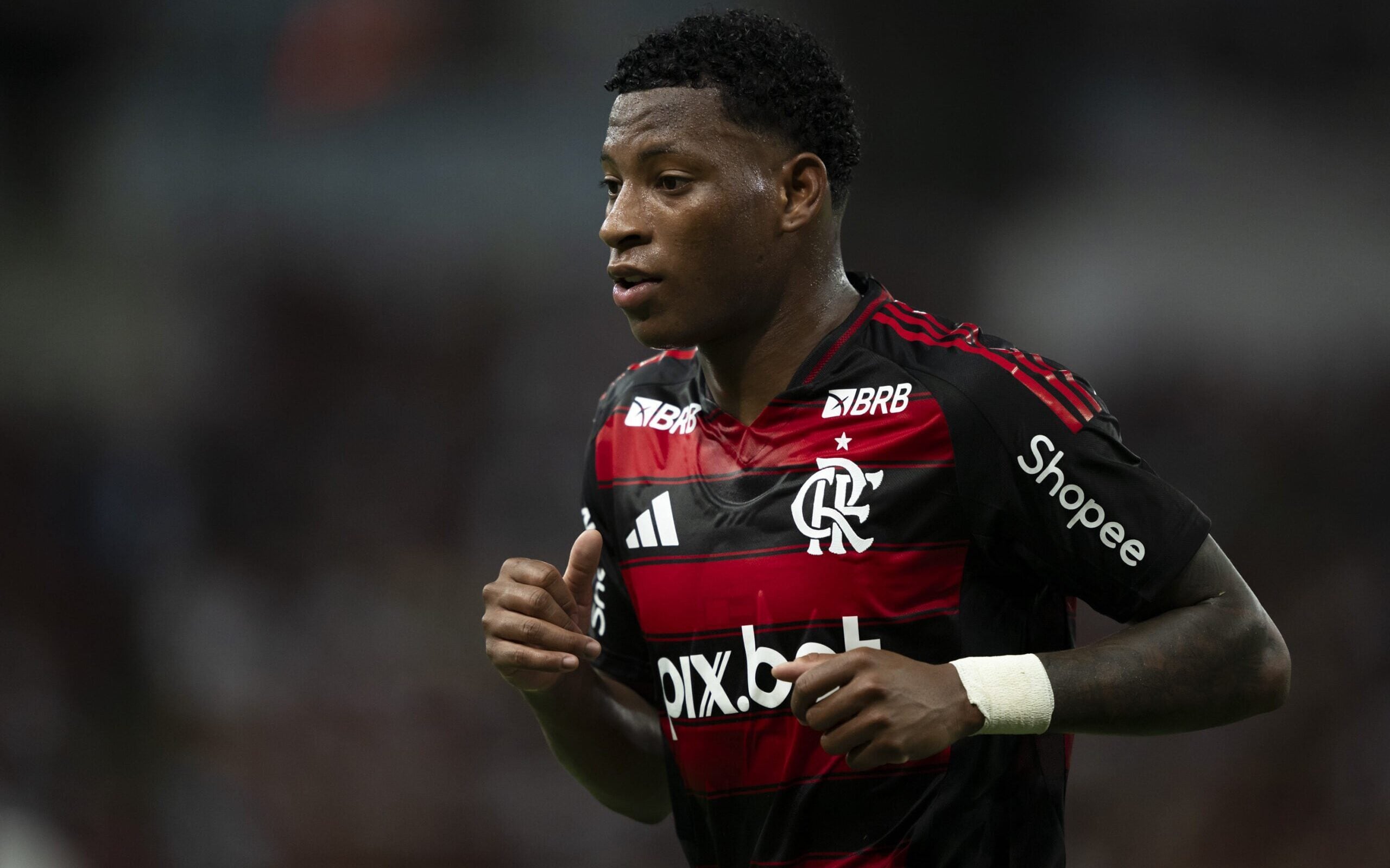 2560x1600 Flamengo atualiza condição física de Gonzalo Plata