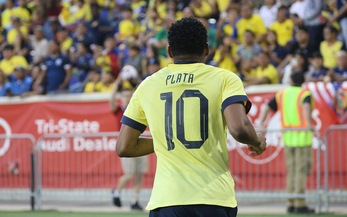 1440x900 Anunciado pelo Flamengo, Gonzalo Plata segue 'punido' e fora da convocação do Equador