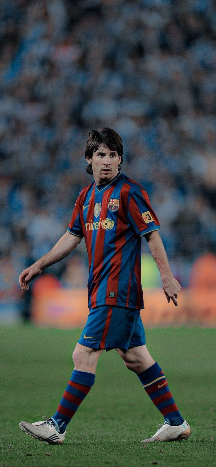 736x1594 4k Wallpaper Messi Fc Barcelona 2011