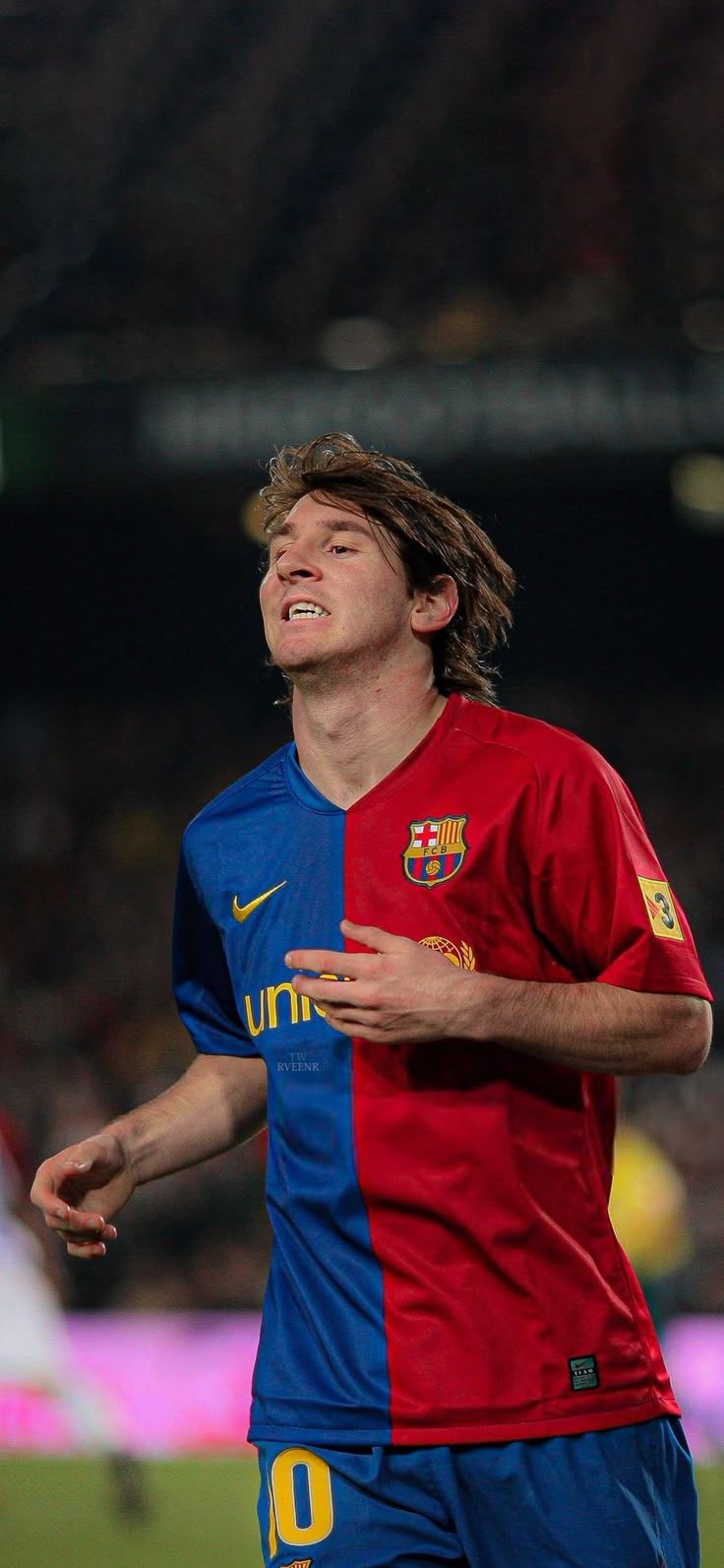 736x1593 Lionel Messi 2008 Barcelona Wallpaper