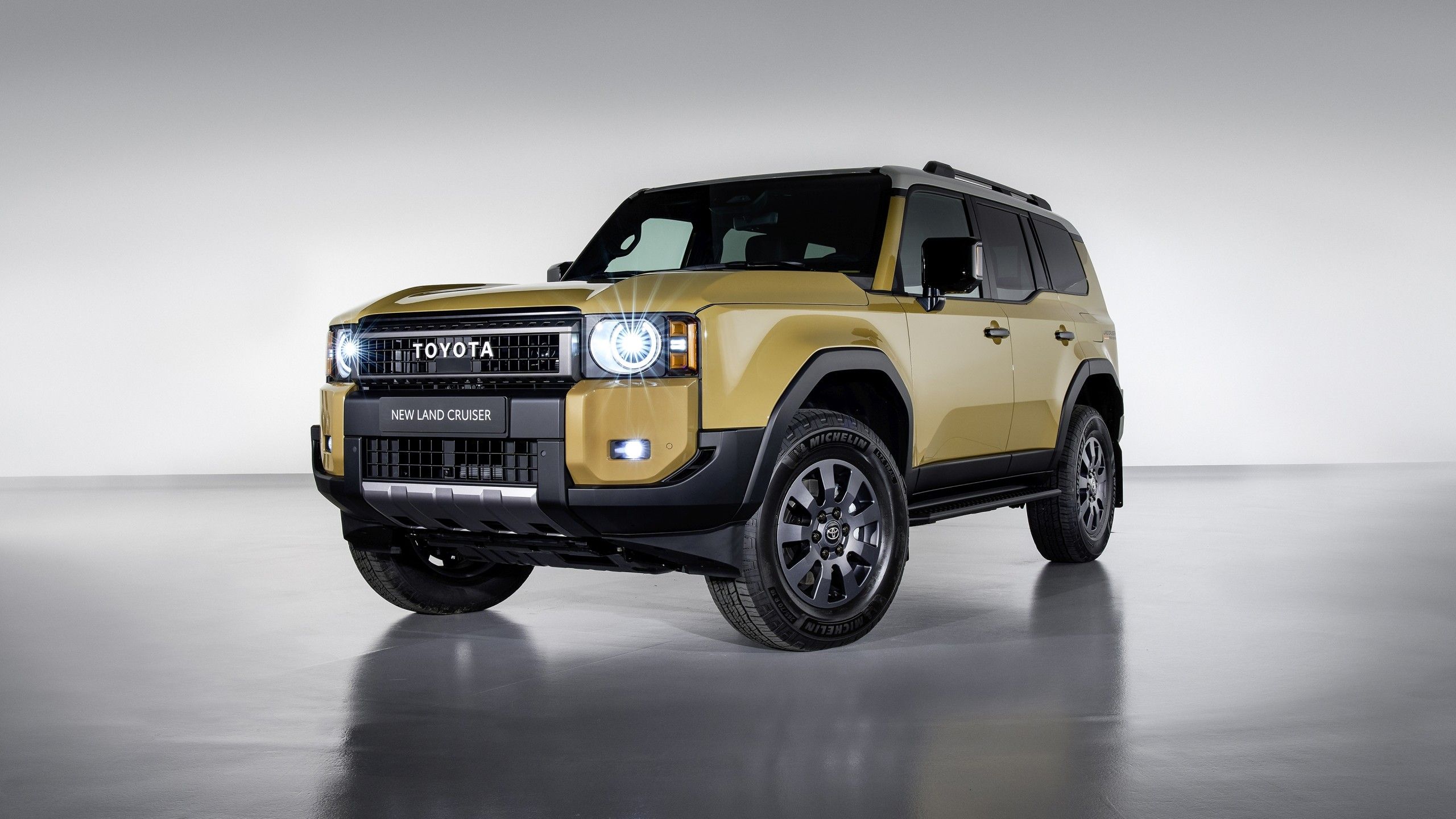 2560x1440 Toyota Land Cruiser First Edition 4K Wallpaper Car Wallpaper