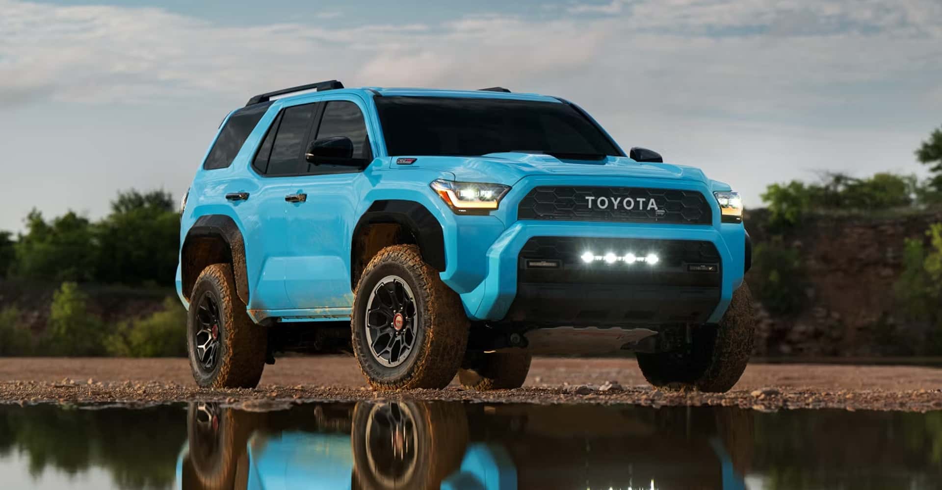 1920x1000 Toyota 4Runner vs Jeep Wrangler. Santa Cruz Toyota