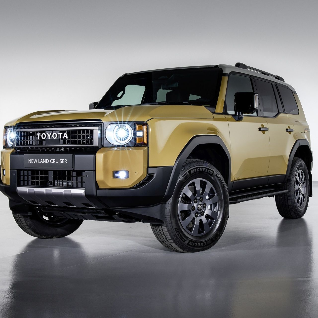 1280x1280 Toyota Land Cruiser First Edition 2024 4K Wallpaper