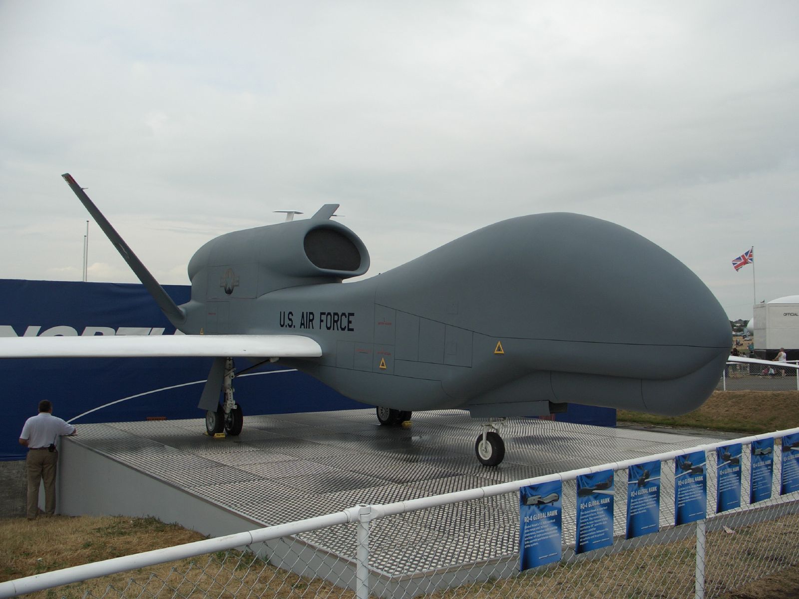 1600x1200 Northrop Grumman RQ 4 Global