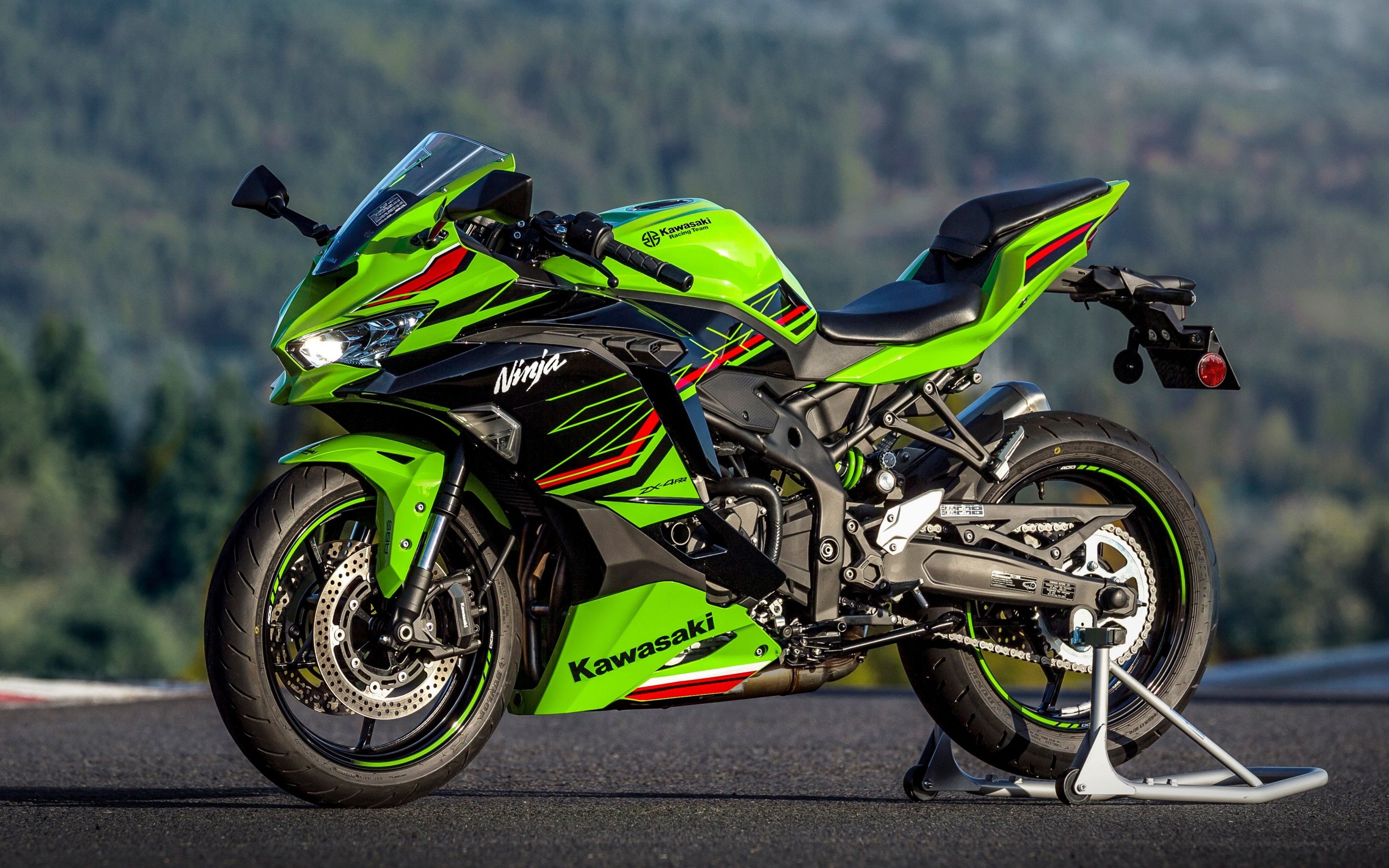 2880x1800 Kawasaki Ninja ZX 4RR Wallpaper 4K, Sports Bikes, 2023