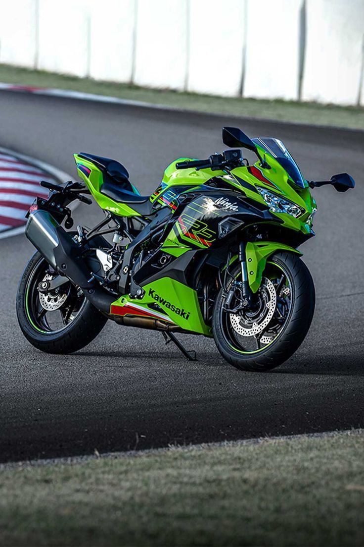 736x1104 Kawasaki Ninja ZX 4RR KRT Edition With 399cc Engine. Ninja Zx4rr Wallpaper, Kawasaki Ninja Zx 6r, Kawasaki Ninja H2r