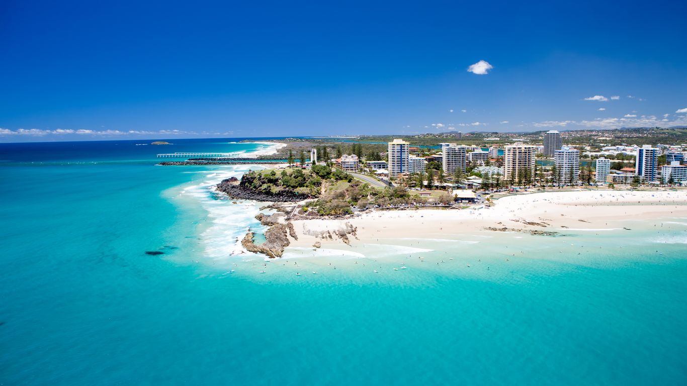 1366x768 Coolangatta holiday packages from £170