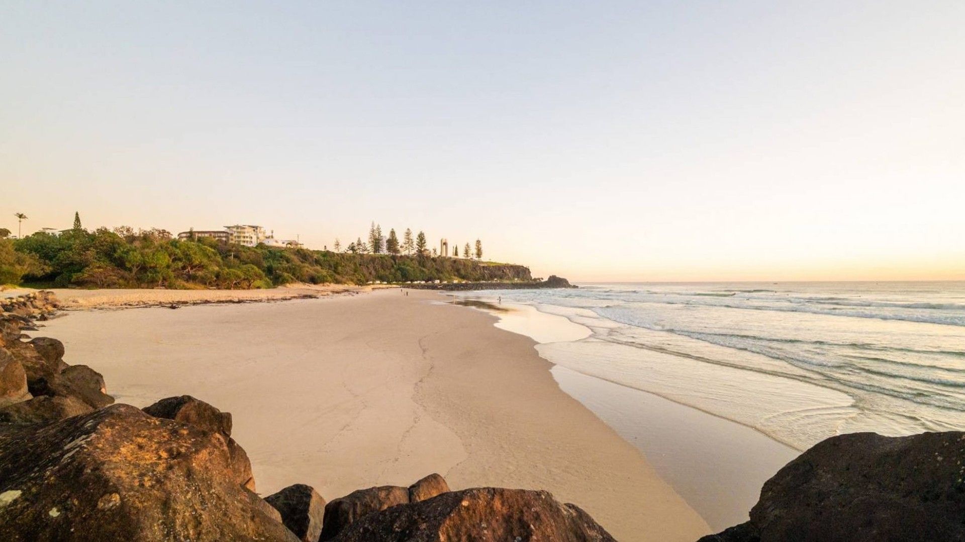 1920x1080 Fun Filled Gold Coast Escape Near Coolangatta Beach With Two Pools & Mini Golf Course, Gold Coast, Queensland