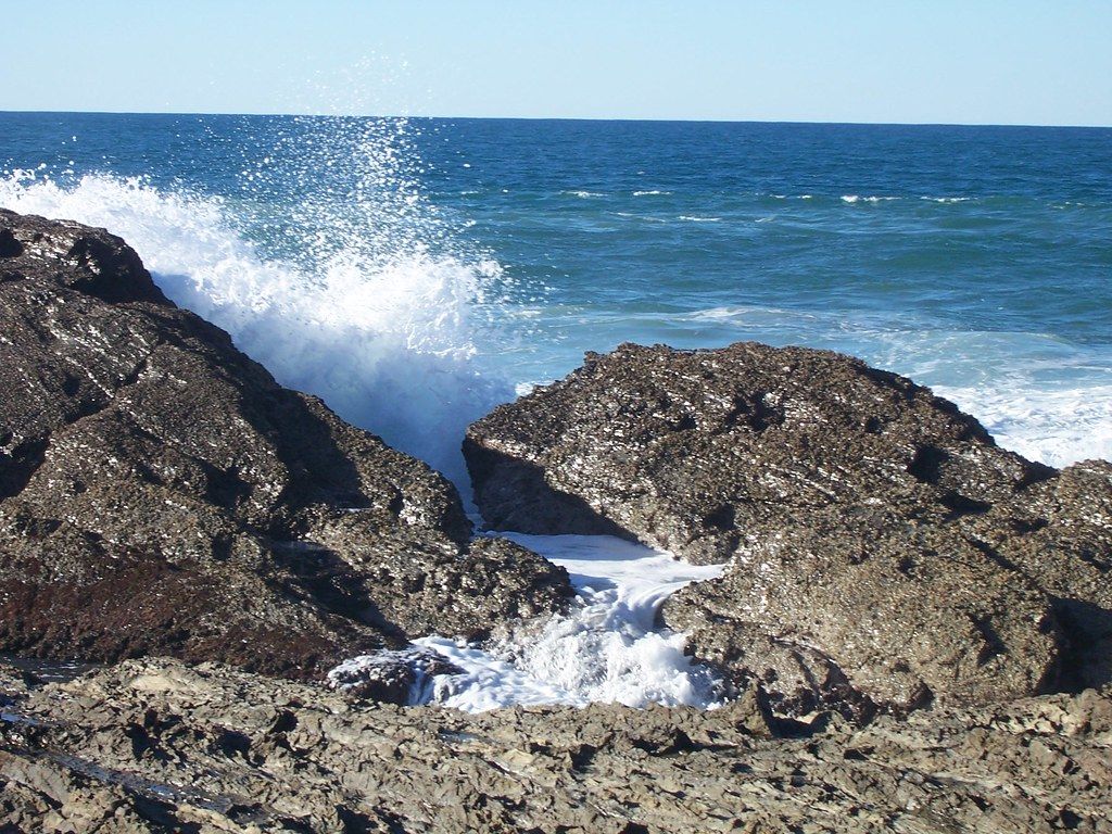 1024x768 Splash. Picture taken Bay, Coolangatta, QLD
