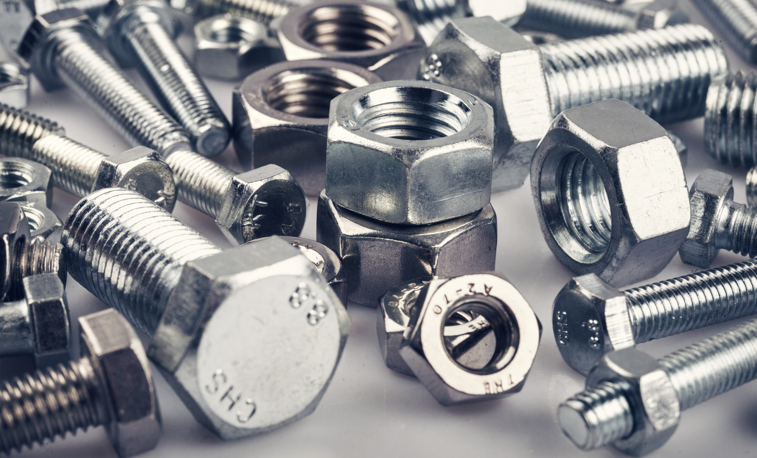 2560x1550 Stainless Steel Fasteners, Screws, Ties, and More & Deck Supply