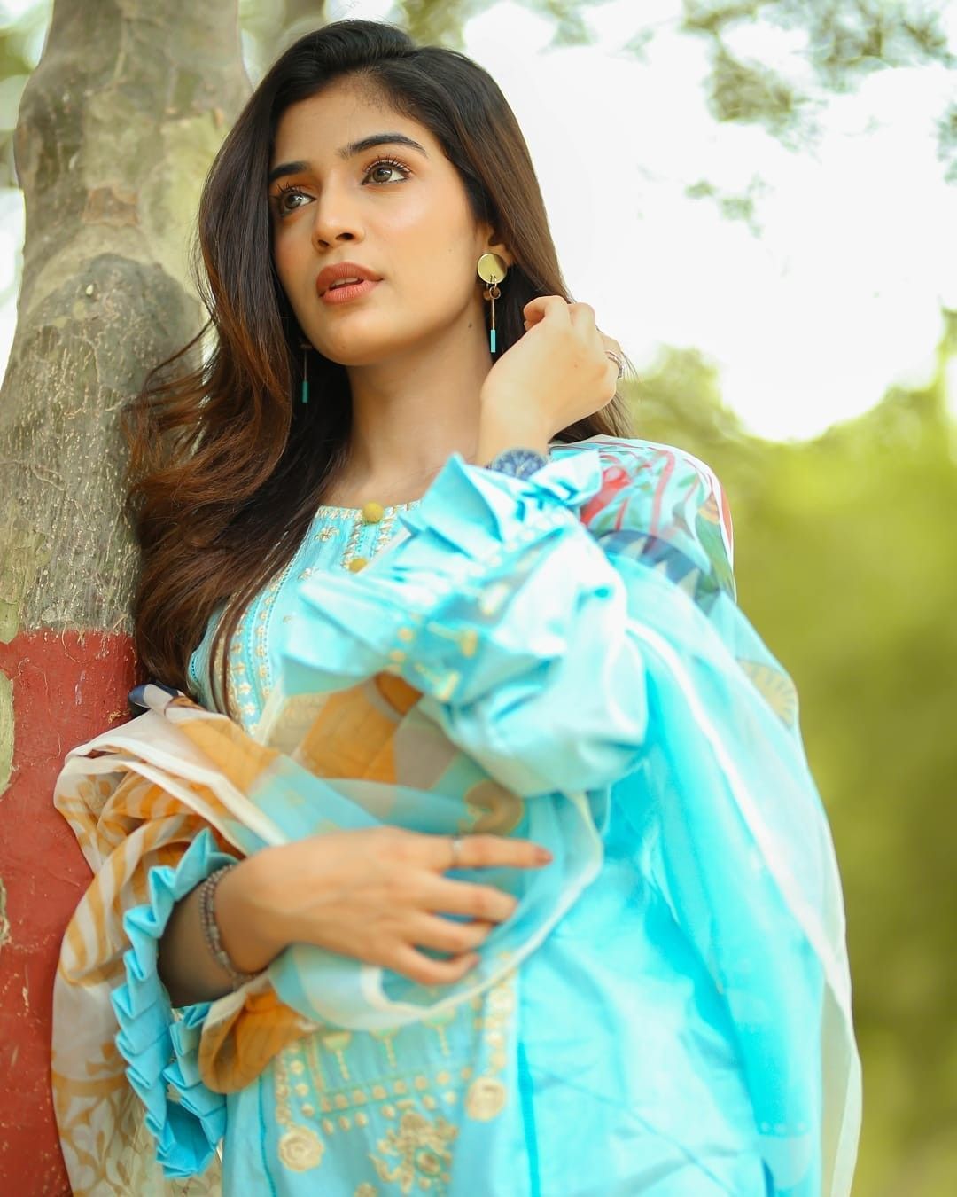 1080x1350 Laiba Khan Wallpaper