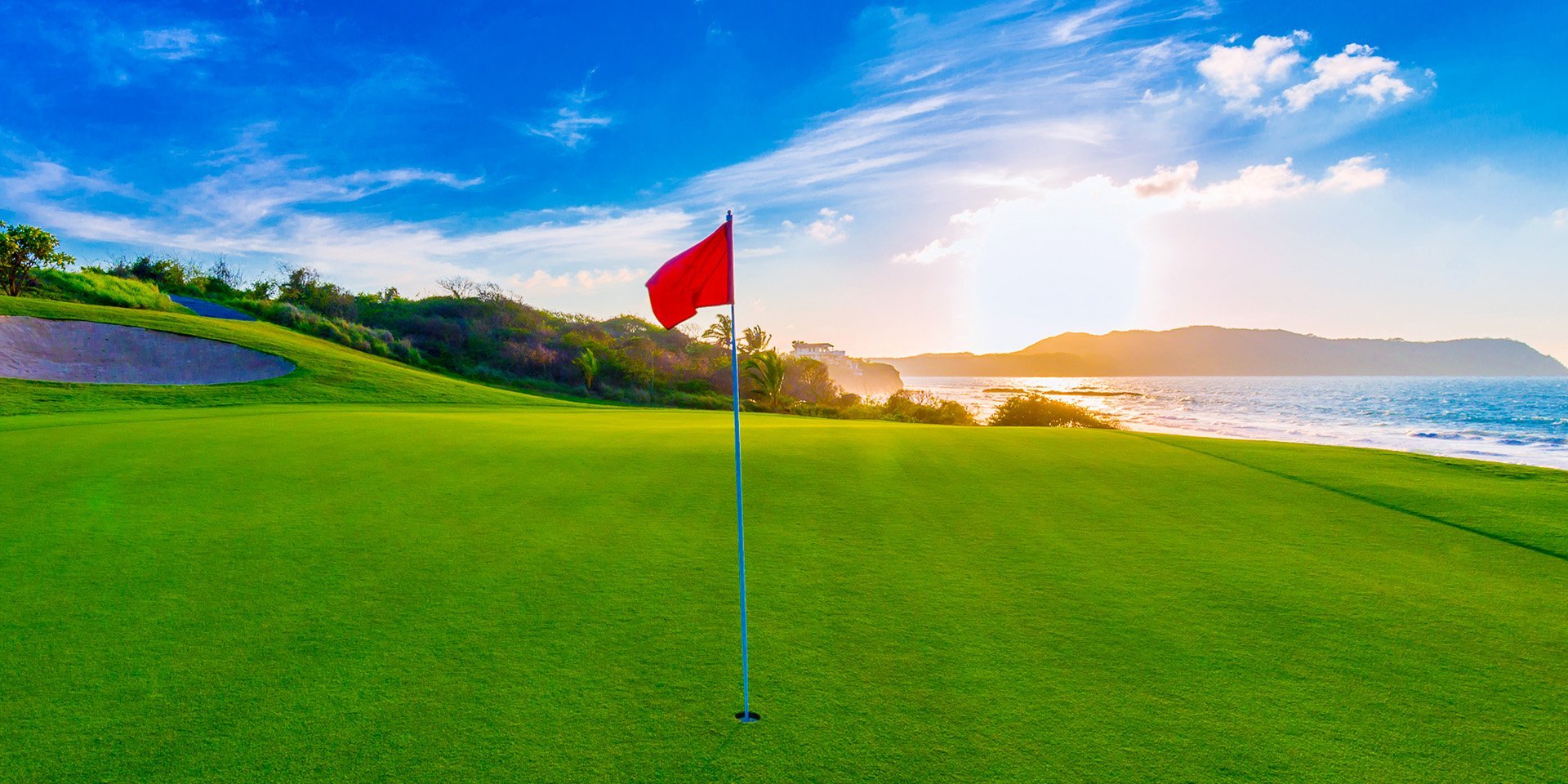 1920x960 Four Keys Create an Immersive Golf Simulator in Your Home