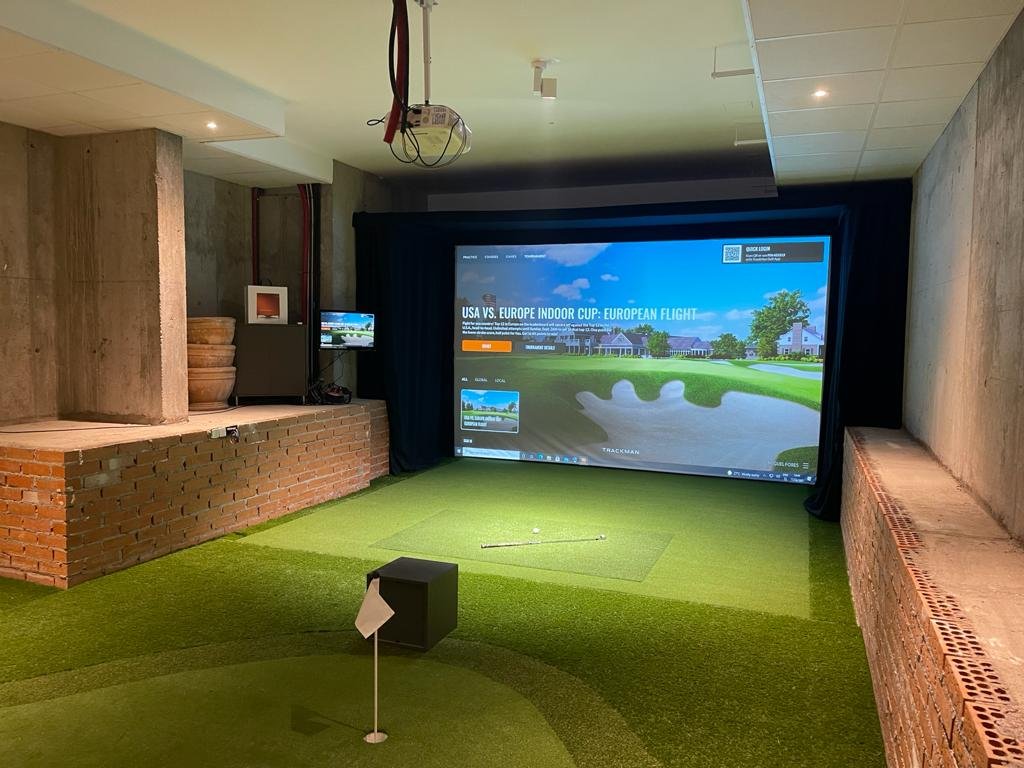 1024x768 Which course can be played on a Trackman Golf Simulator?
