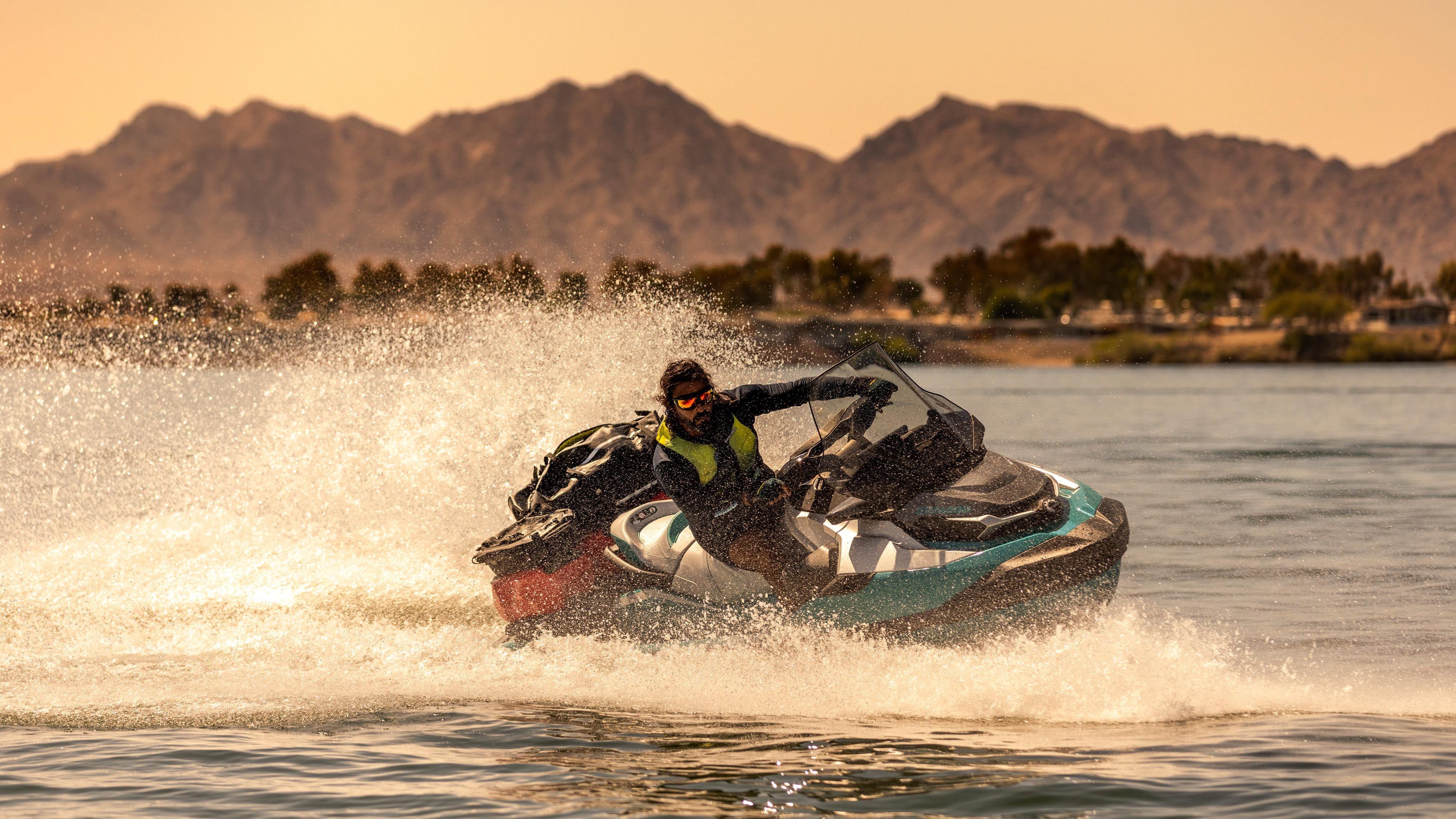 4000x2250 Sea Doo GTX Limited 325 Review