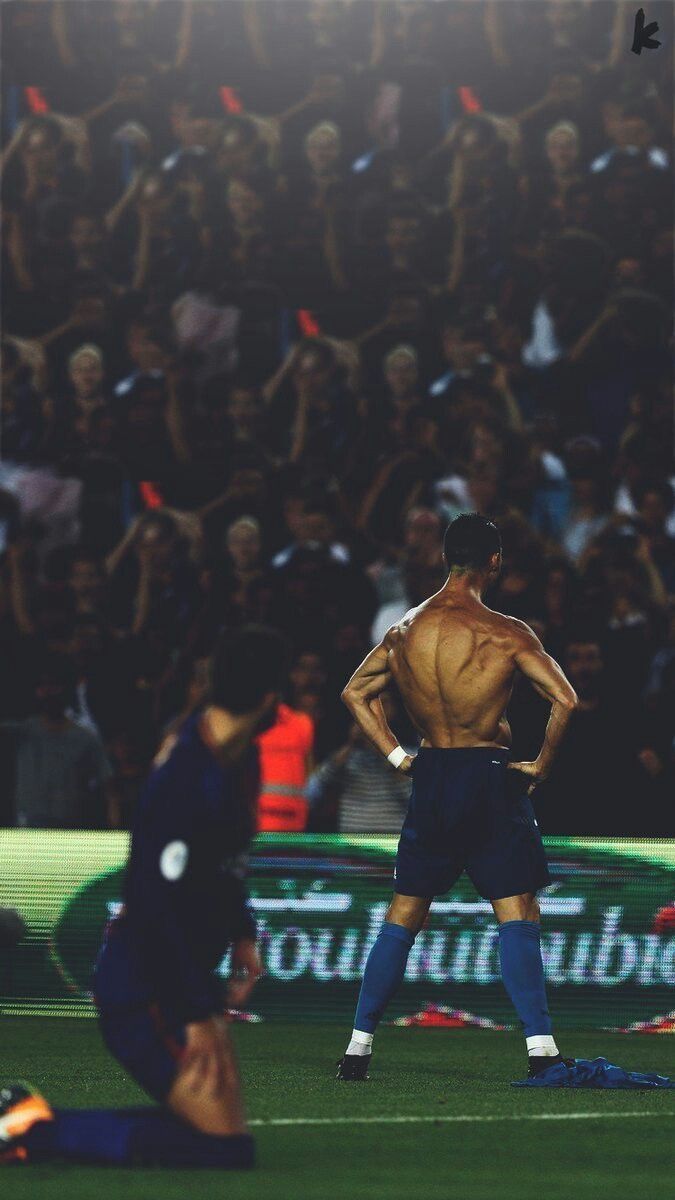675x1200 Cristiano ronaldo vintage photo. Cristiano ronaldo back, Ronaldo fitness wallpaper, Cr7 wallpaper