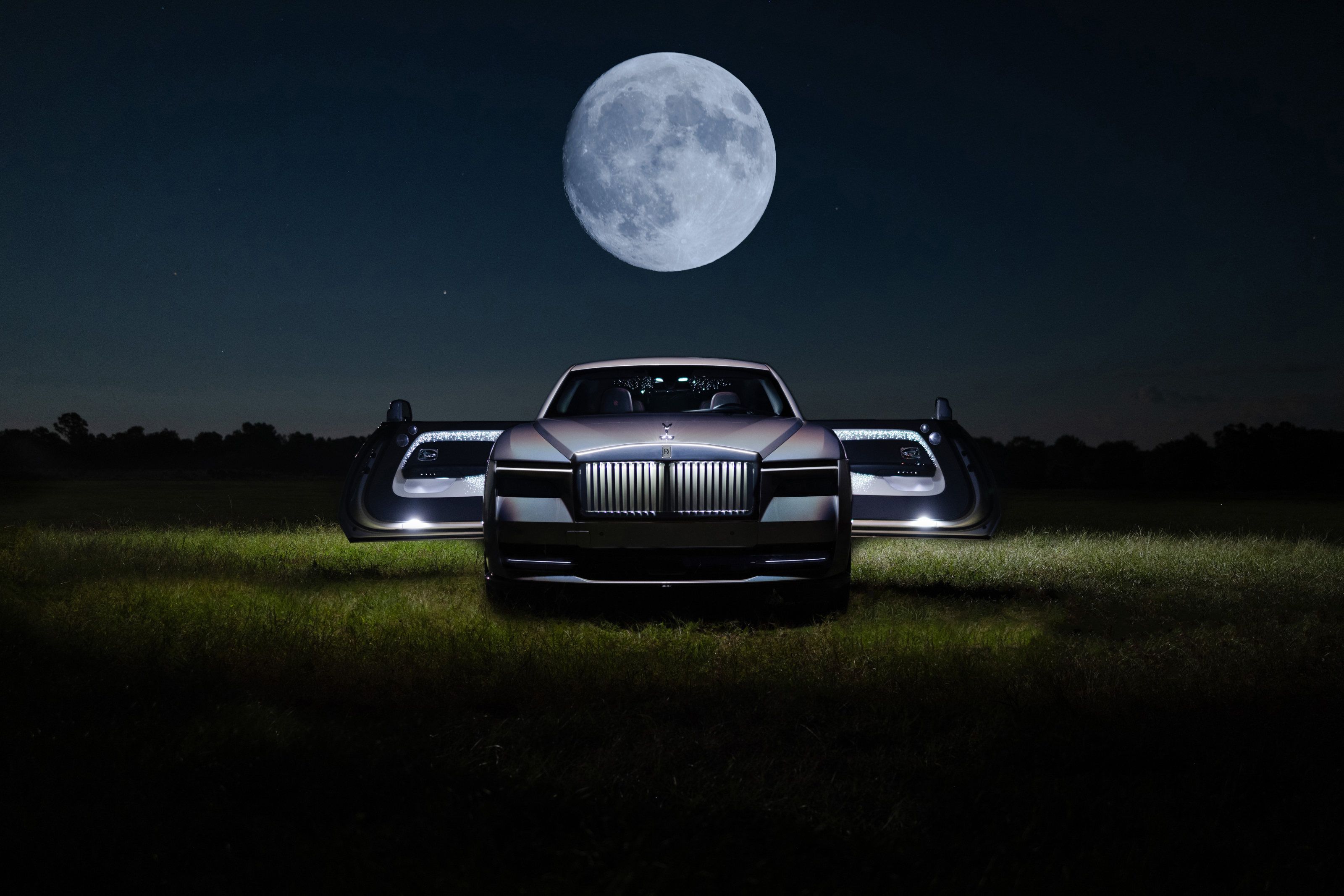 3200x2134 Rolls Royce Spectre Lunaflair Has A Holographic Twist. Wallpaper*