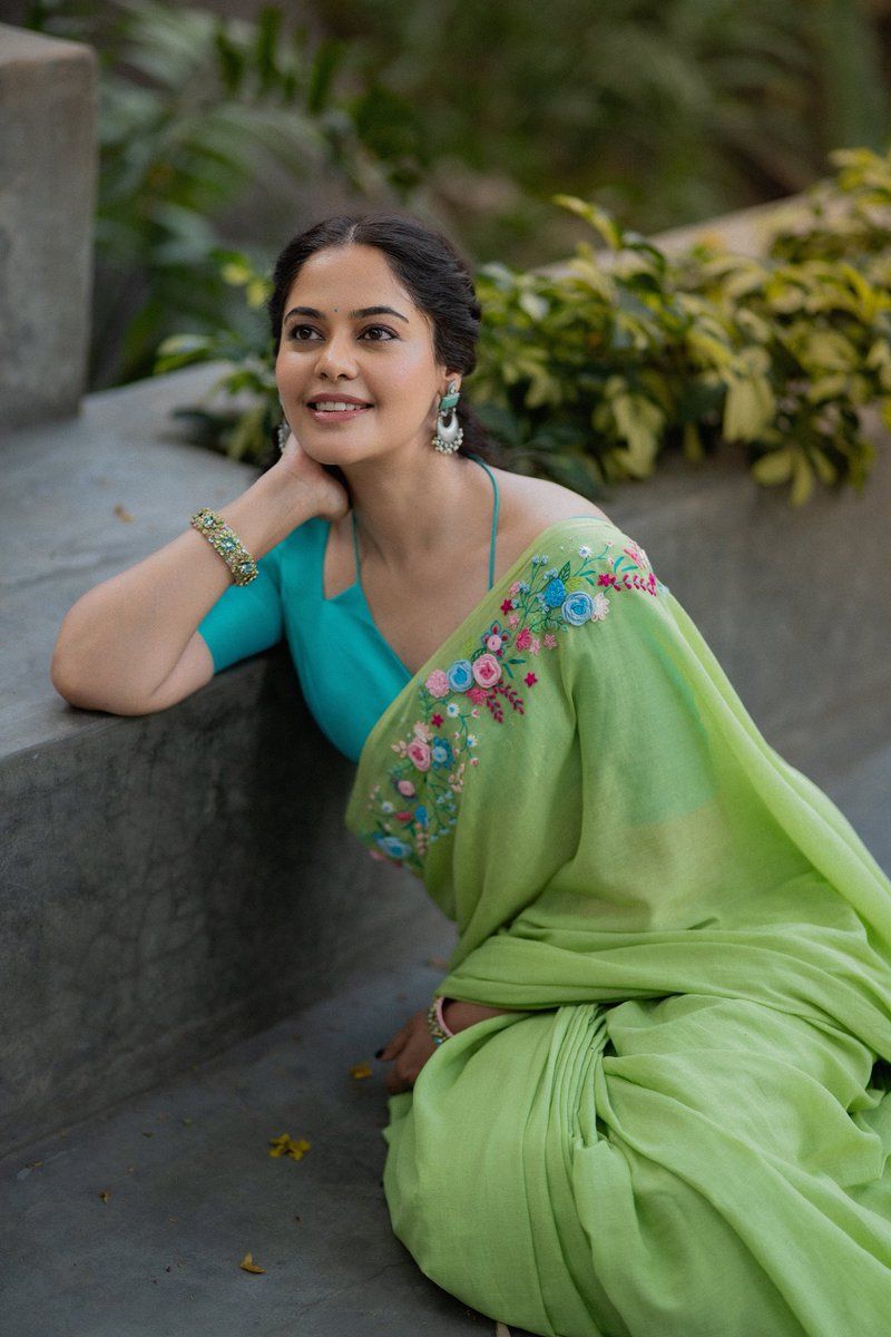 800x1200 Bindu Madhavi / Posts / X