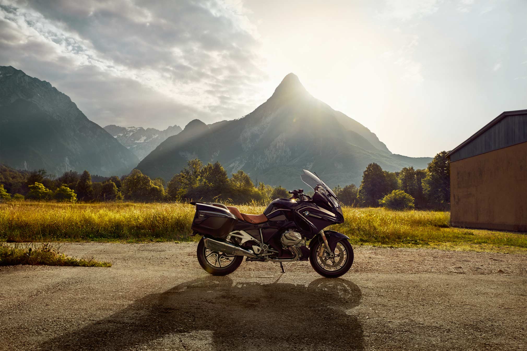 2019x1346 BMW R1250RT Guide
