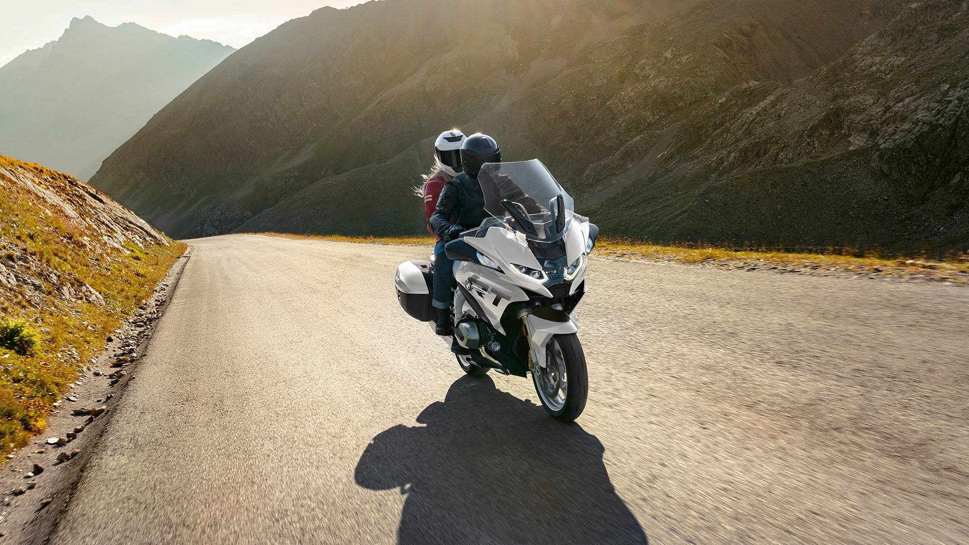 1920x1080 BMW R 1250 RT. Sandia BMW Motorcycles