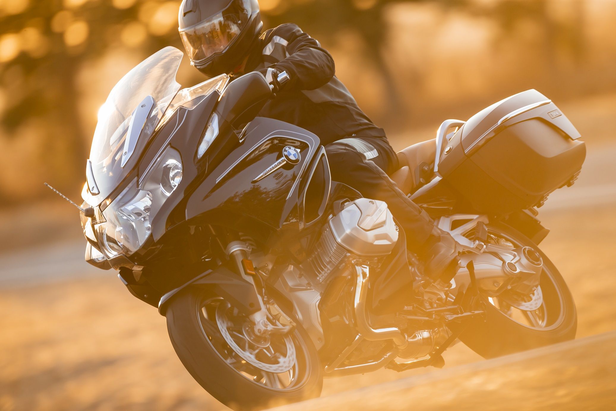 2074x1383 BMW R 1250 RT. Southern California BMW Motorcycle Dealers