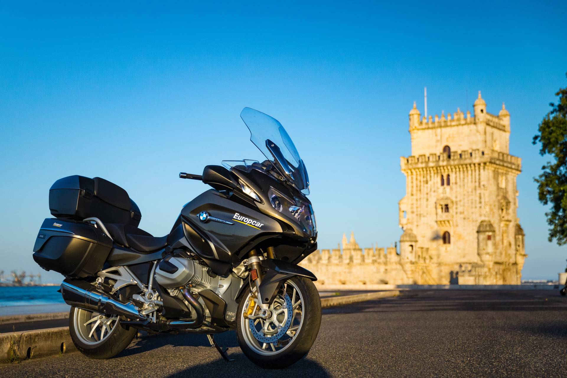 1920x1280 BMW R 1250 RT Rental in Portugal