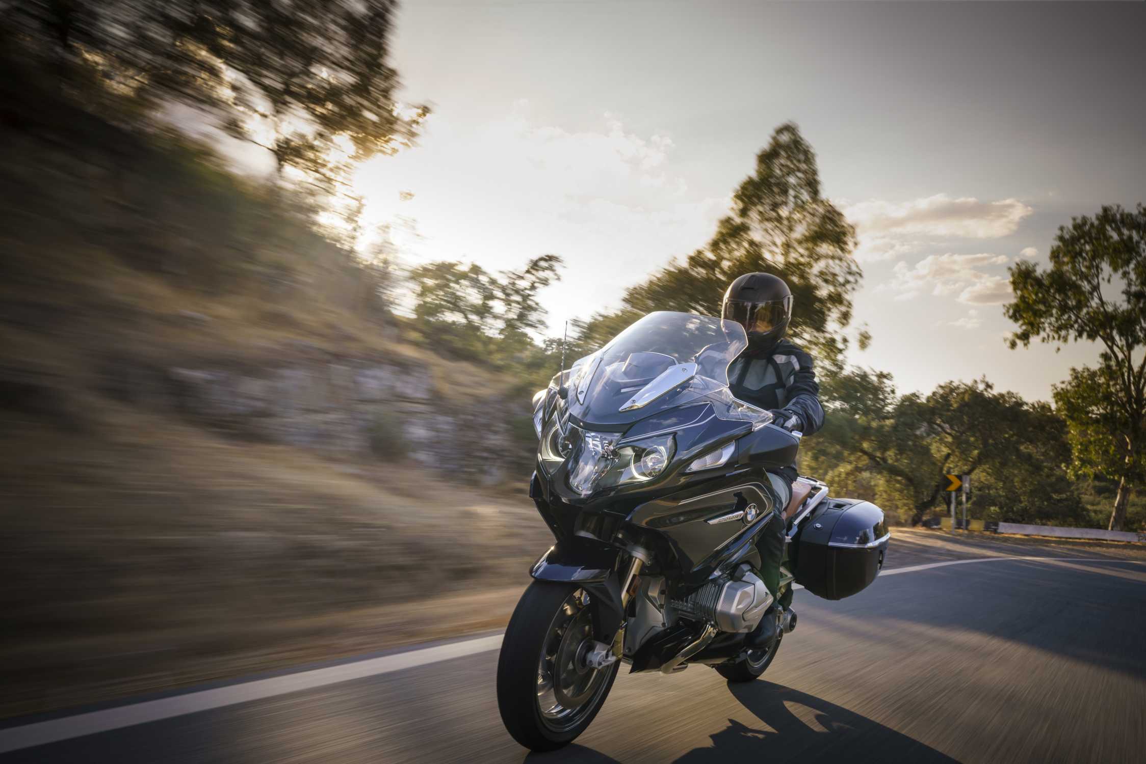 2248x1500 BMW R 1250 RT (09 2018)
