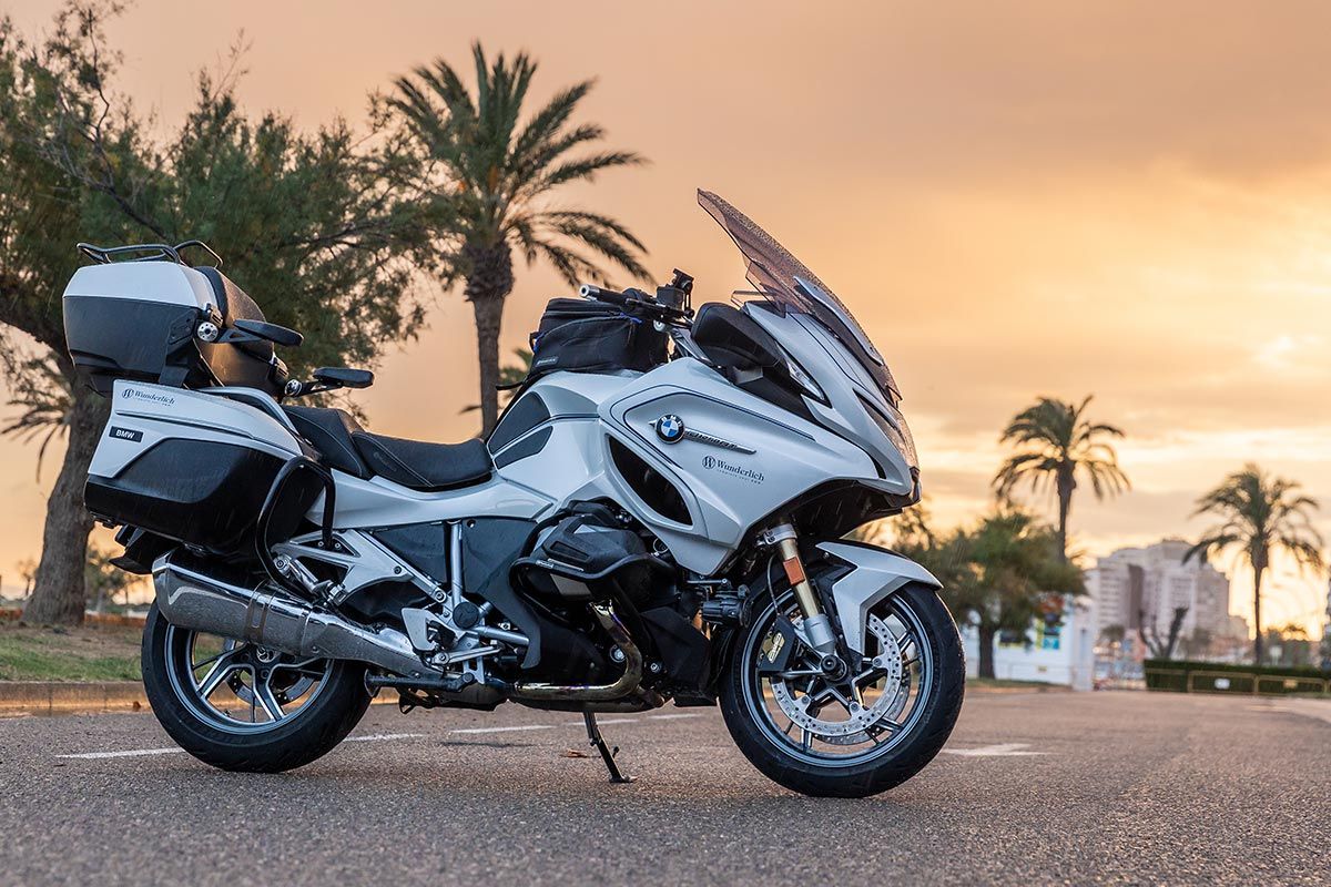 1200x800 BMW R 1250 RT EURO 5