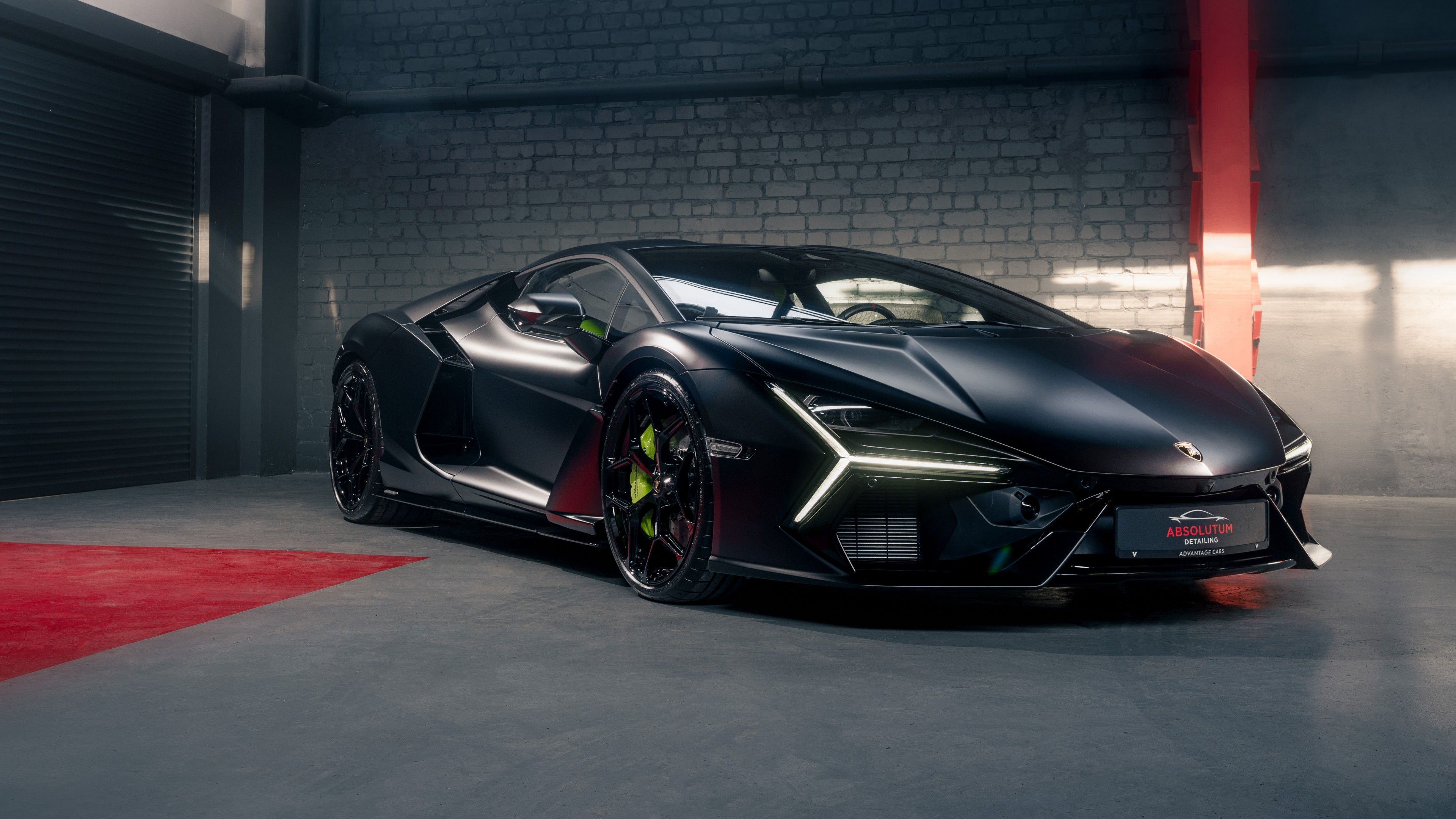 3840x2160 black Lamborghini Revuelto Car 4K 5K HD Cars Wallpaper